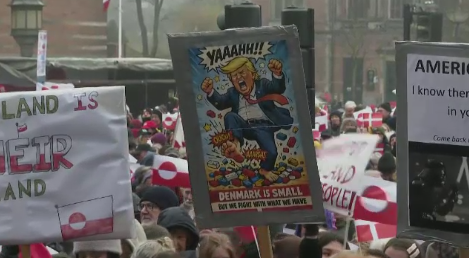 Tensiuni transatlantice pe tema Groenlandei. Donald Trump amenință cu tarife suplimentare, NATO își consolidează prezența