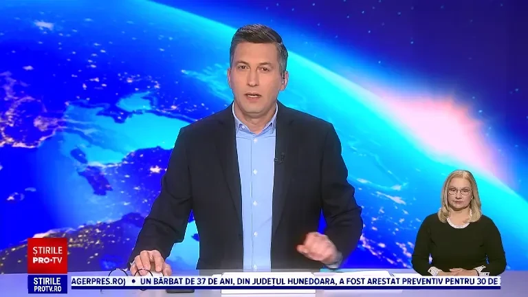 Acțiune inedită în Galați. Polițiștii au împărțit veste reflectorizante bicicliștilor și căruțașilor