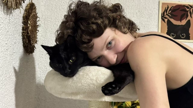 O nouă șansă la viață pentru o tânără bolnavă de cancer. În doar 8 zile, s-au strâns 2,3 milioane de dolari pentru tratament