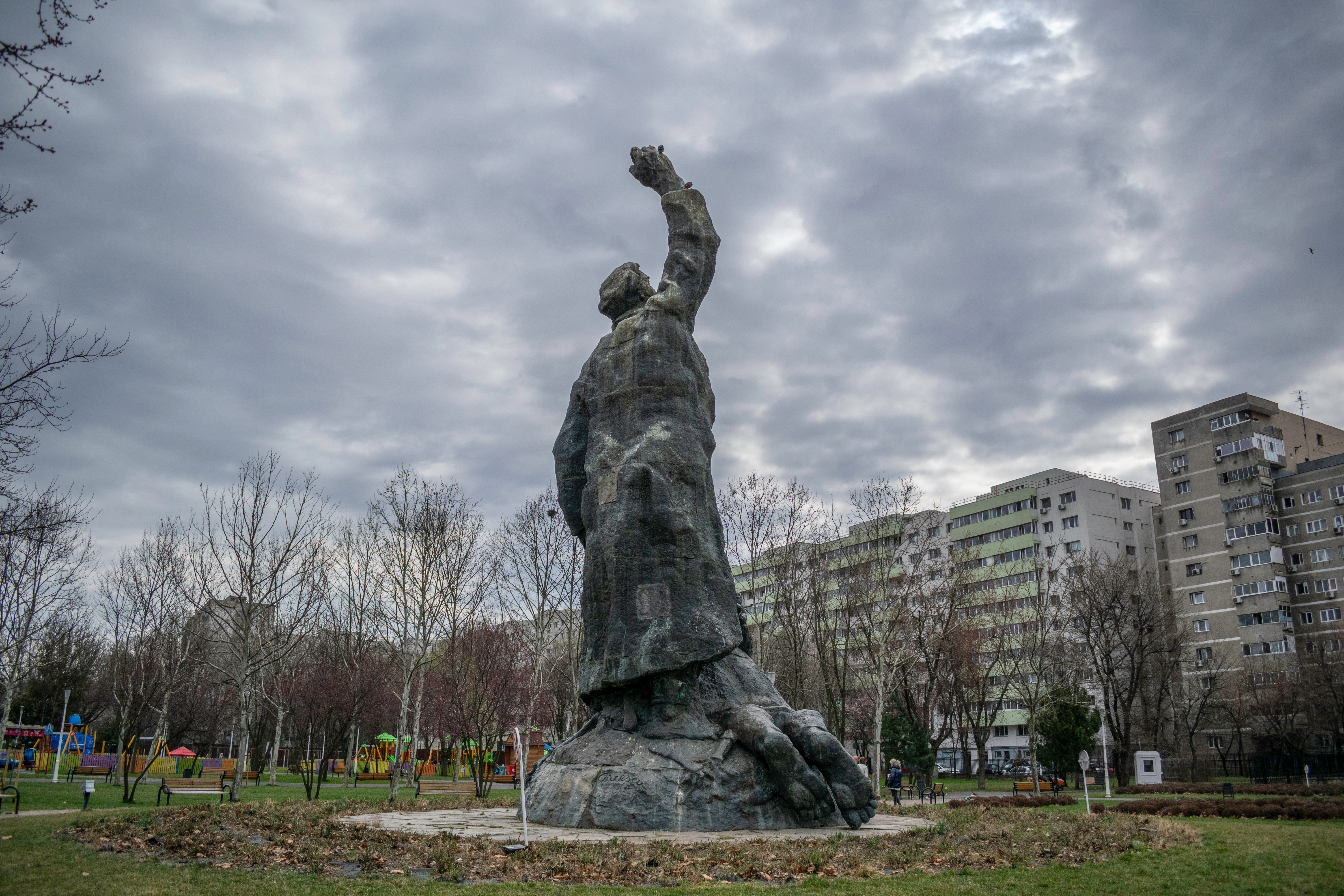 Rusia are liste cu cei care înlătură monumente sovietice din fostele țări comuniste ale Europei de Est și cere pedepsirea lor