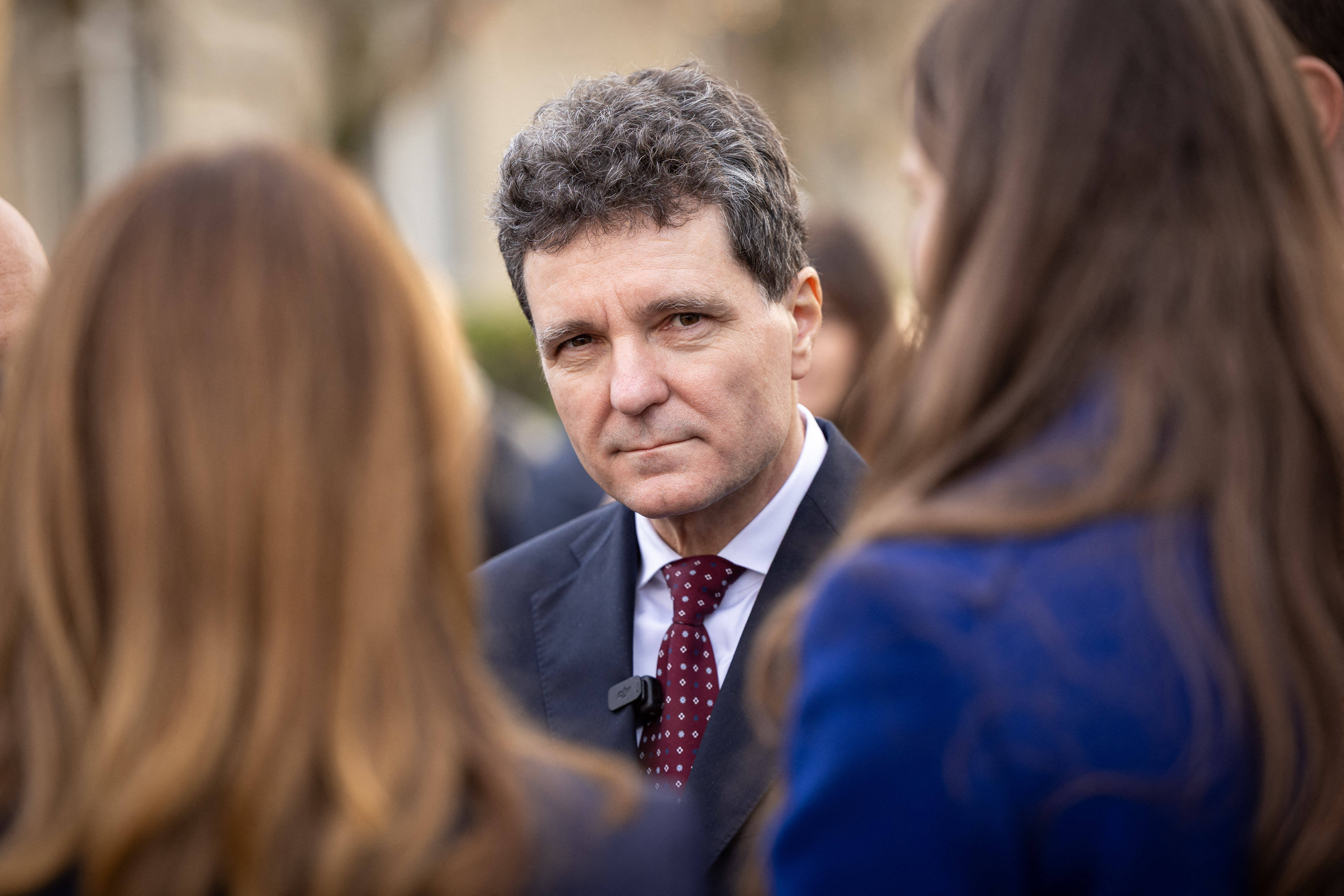 De ce nu e Nicușor Dan la Davos. Consilier: ”Mesajul este «nu umblu teleleu prin lume» când sunt lucruri importante în țară”