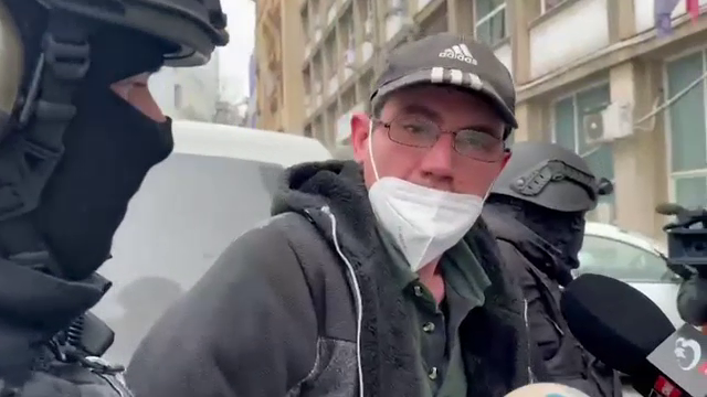 De ce purta o șurubelniță asupra lui individul care și-a înjunghiat fosta iubită în lift. Momentul atacului