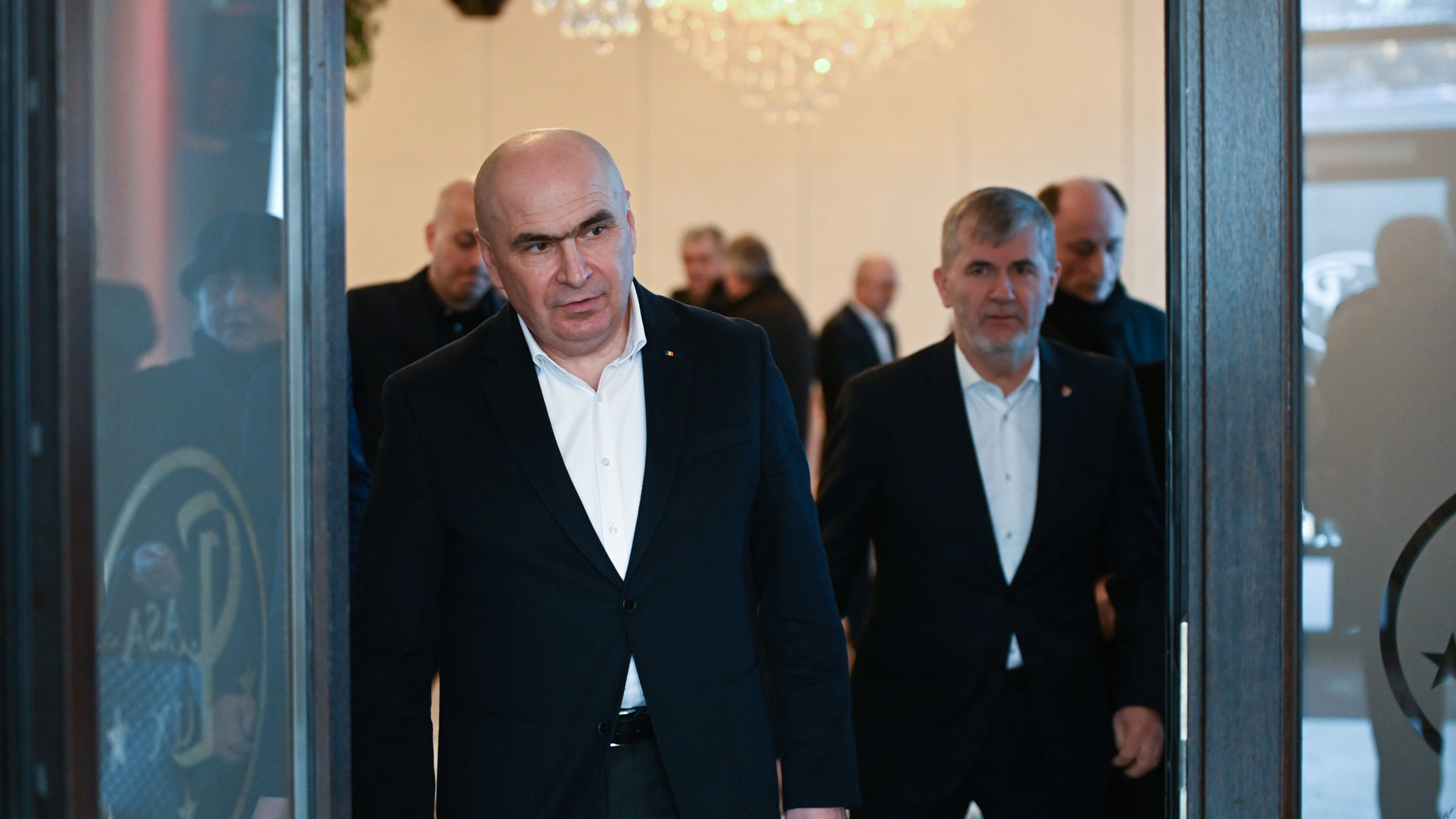 Ce le-a spus Ilie Bolojan liderilor PNL la câteva ore după ce a acceptat „pachetul de relansare economică” al PSD