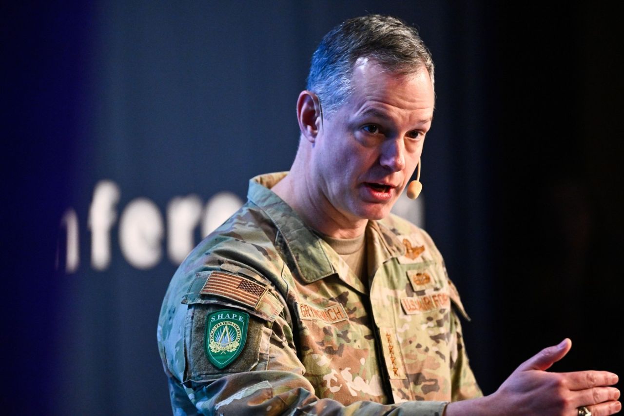 Ce le cere șeful NATO din Europa aliaților după sabotajele atribuite Rusiei. Apelul lansat de generalul Alexus Grynkewich