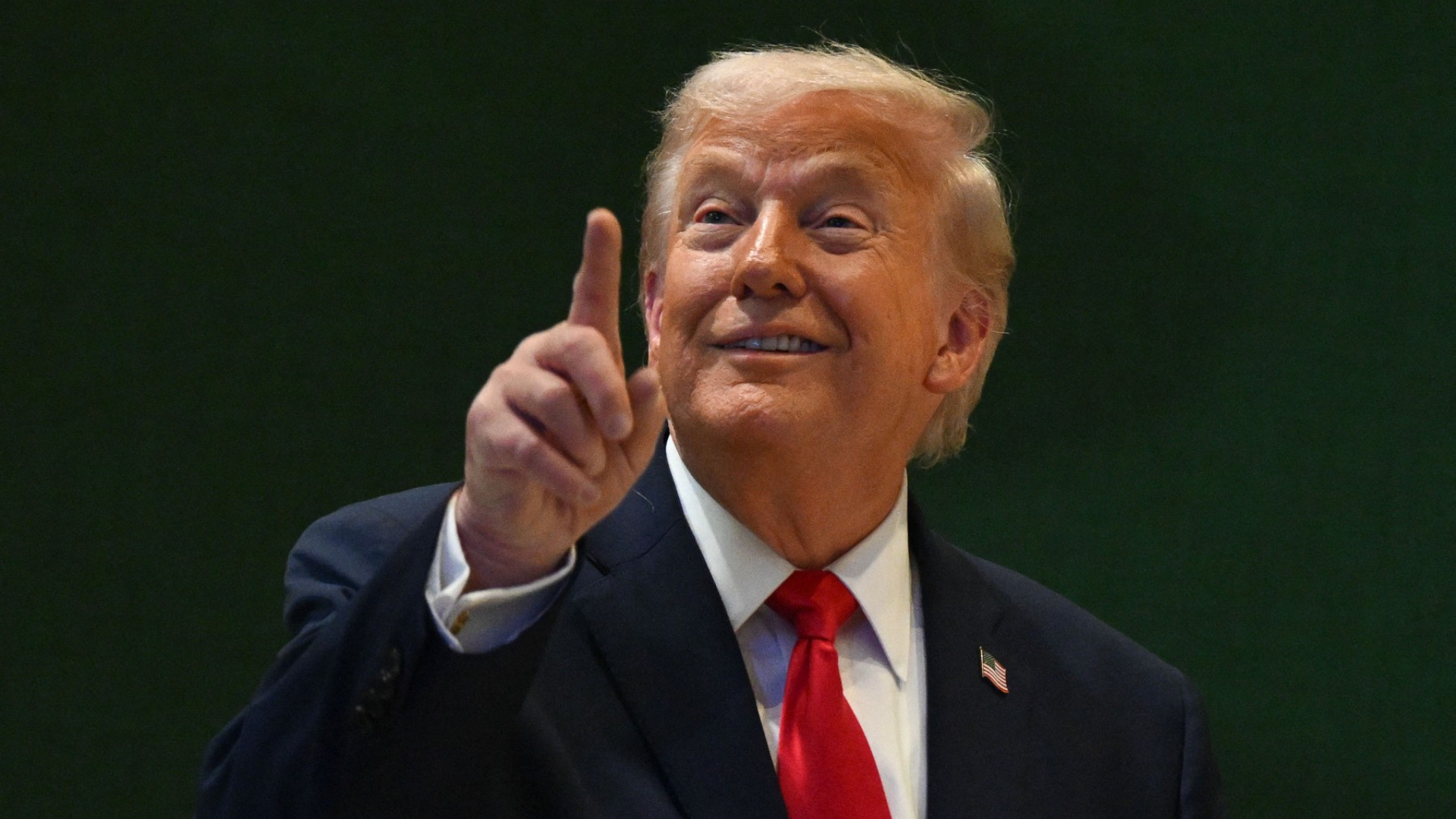 Trump le-a dat liderilor UE două variante privind Groenlanda. A spus ce va face dacă &icirc;i va fi cedat teritoriul