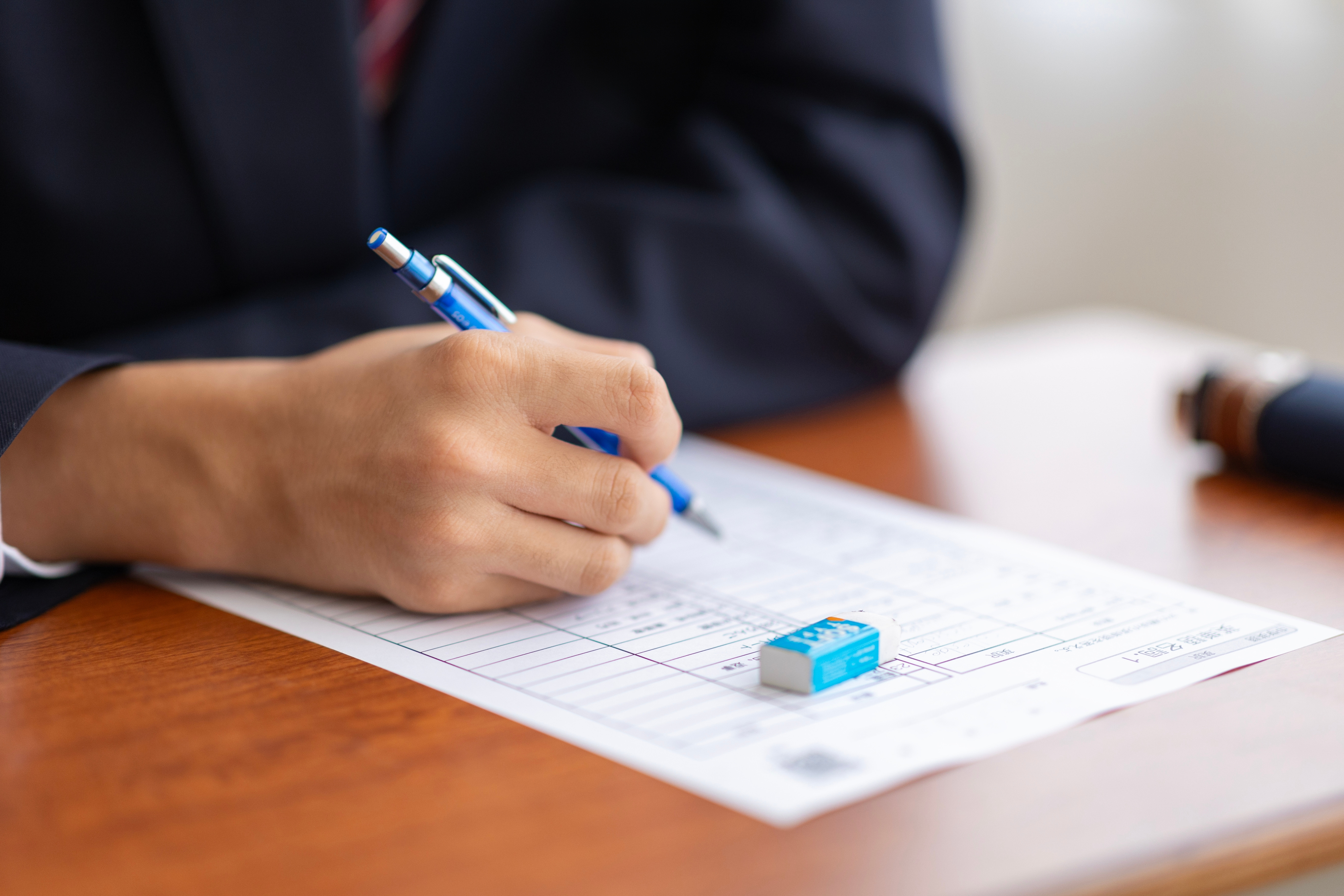 Examenul de medic specialist se schimbă din 2026. Subiecte unice la nivel național