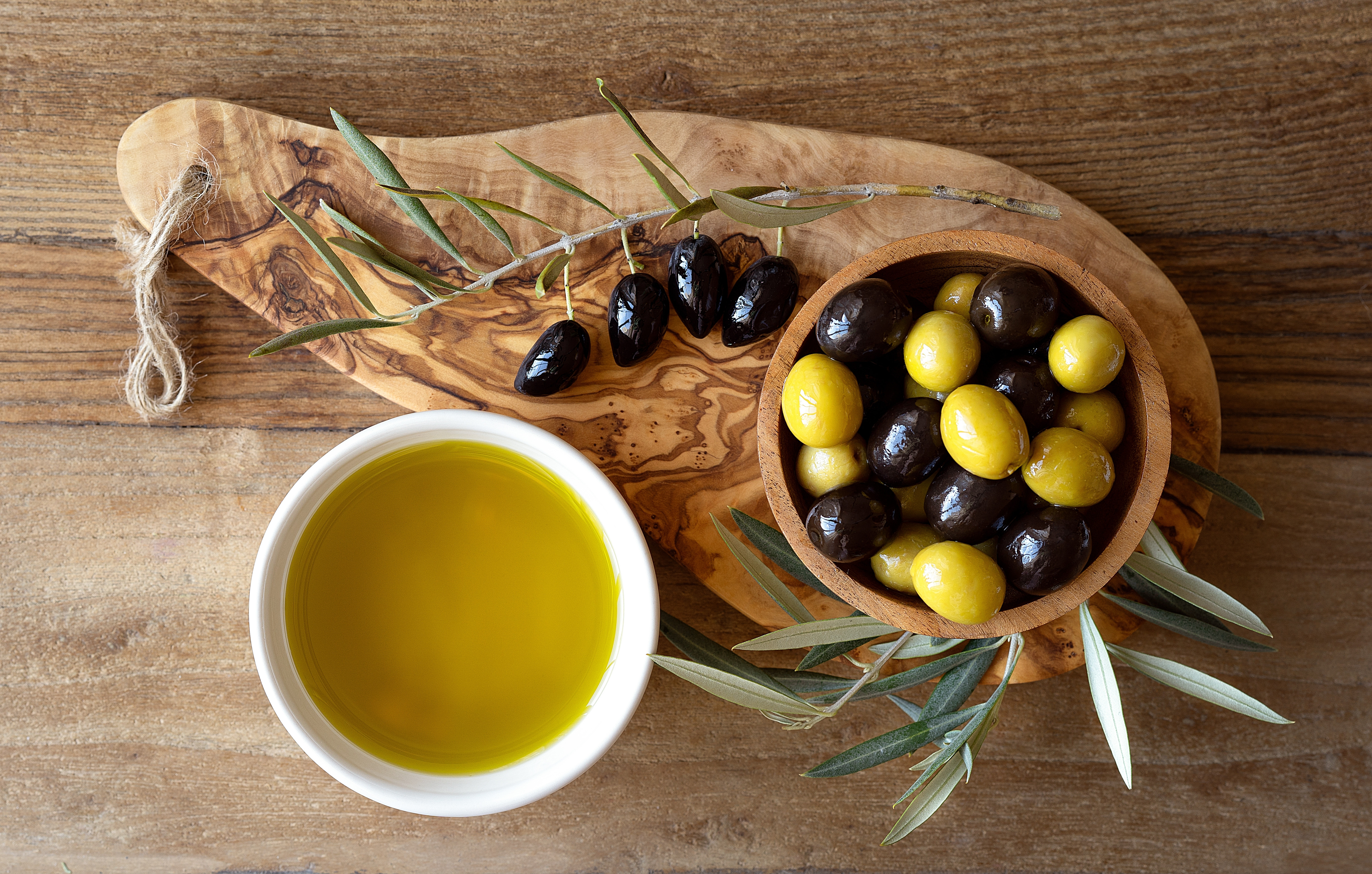 Măsline verzi vs măsline negre. Care sunt mai bune și de ce sunt colorate diferit