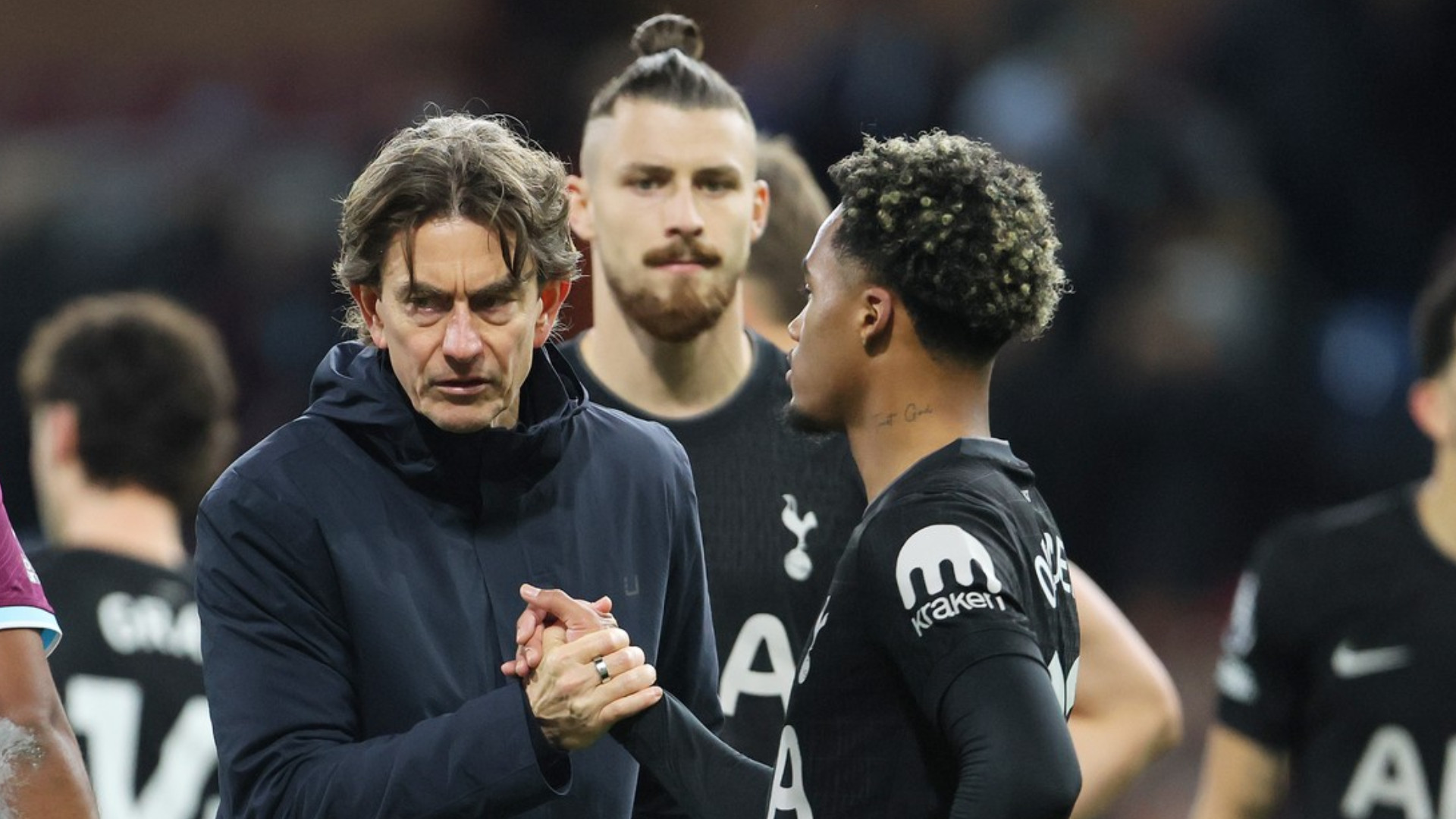 Cum a reacționat Radu Drăgușin după ce a jucat doar un singur minut pentru Tottenham, &icirc;n ultimul meci din Premier League