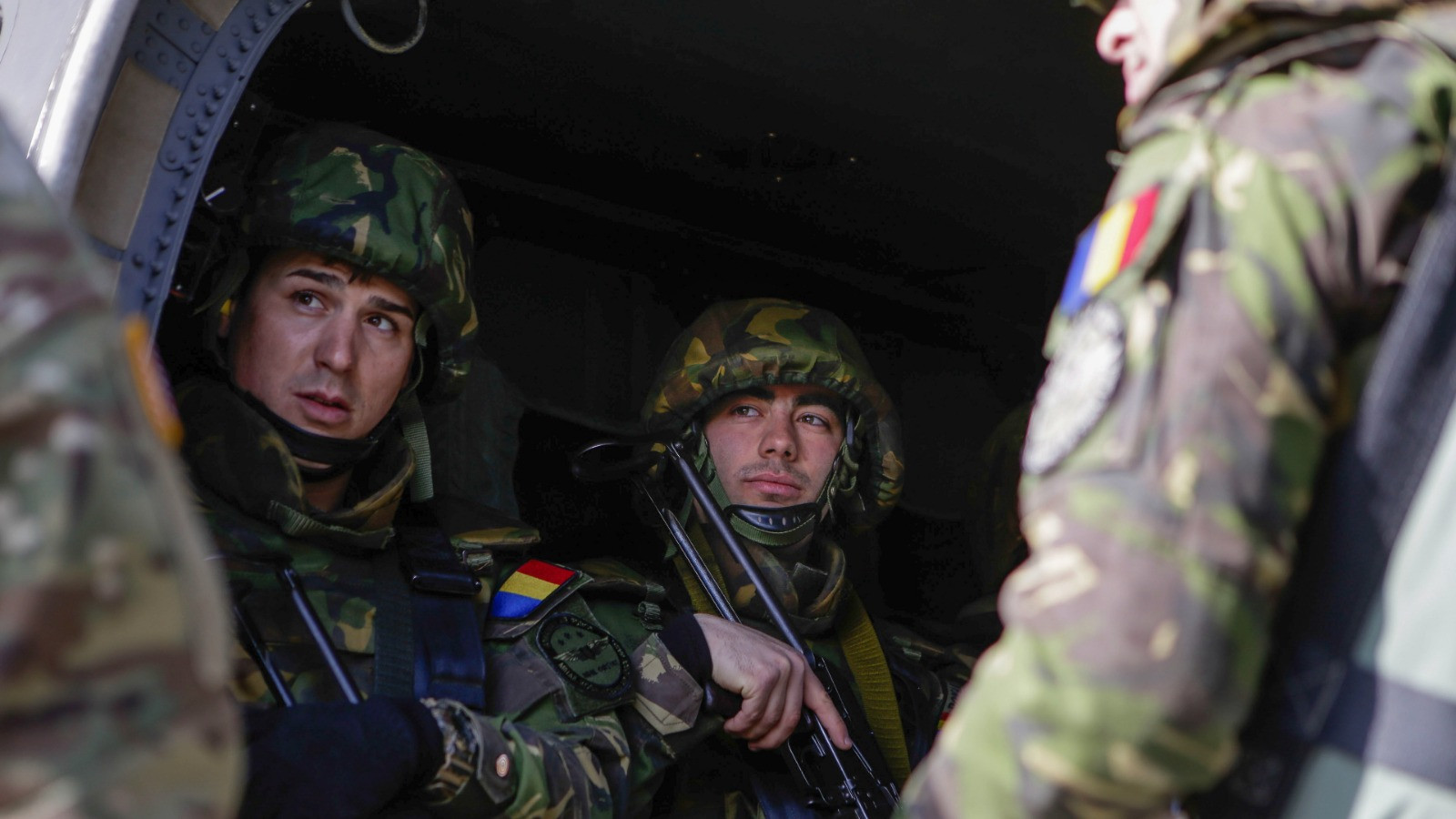 Sondaj INSCOP: Românii cred că NATO îi apără, dar realitatea arată vulnerabilități majore. Ce spun despre apărarea țării