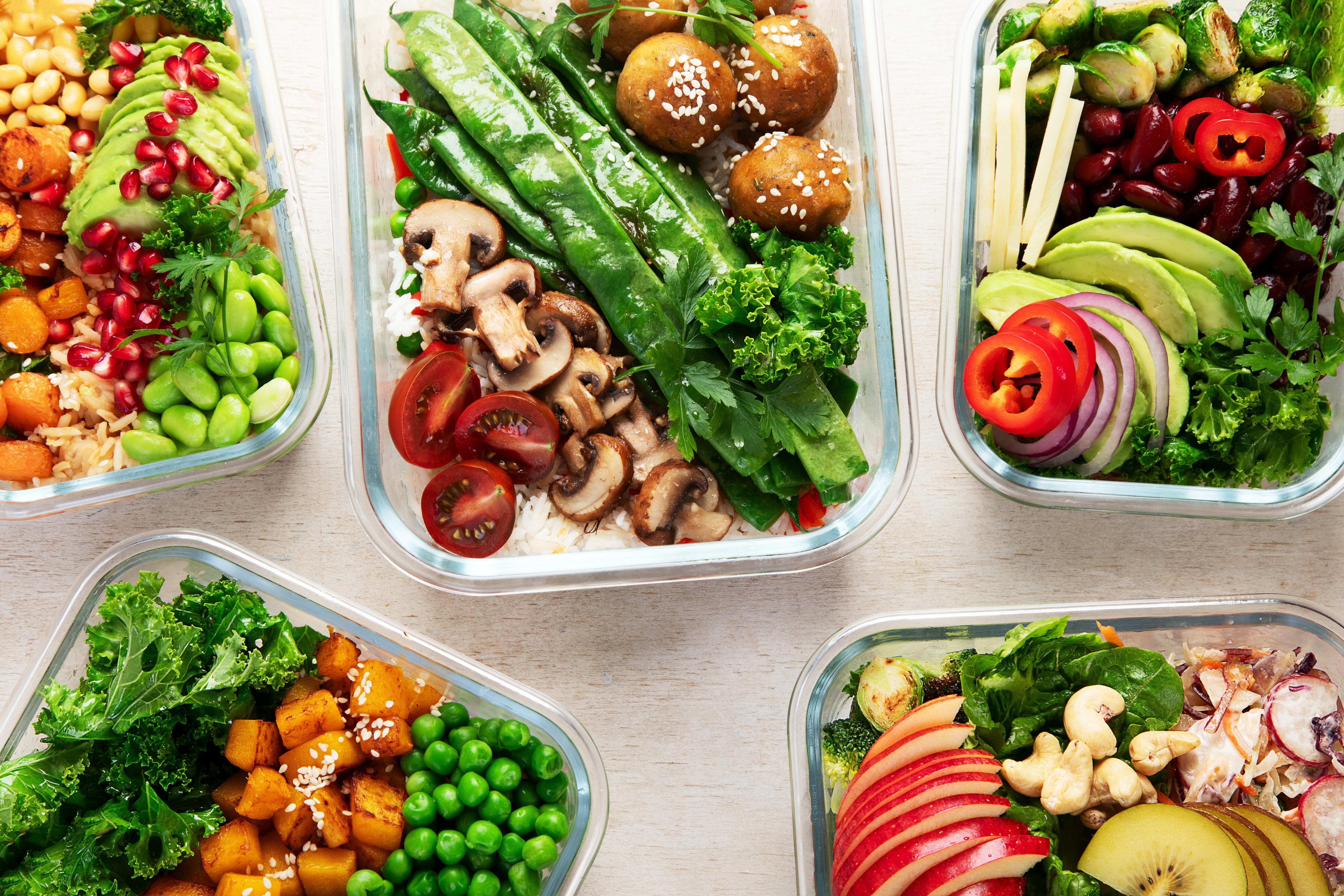 Idei de cină rapidă &icirc;n 15 minute. Rețete gustoase c&acirc;nd ești pe fugă. 10 rețete ușoare pentru toată familia