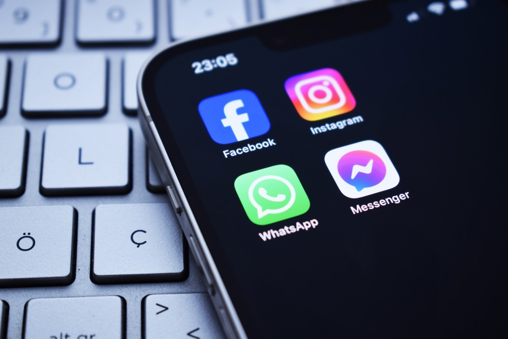 Meta vrea să vândă abonamente lunare cu funcţii premium pe Facebook, Instagram şi WhatsApp