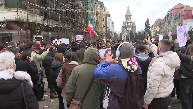 Ministerul Justiției analizează schimbarea Codului Penal după crima din Timiș. Minorii sub 16 ani ar putea fi limitați online