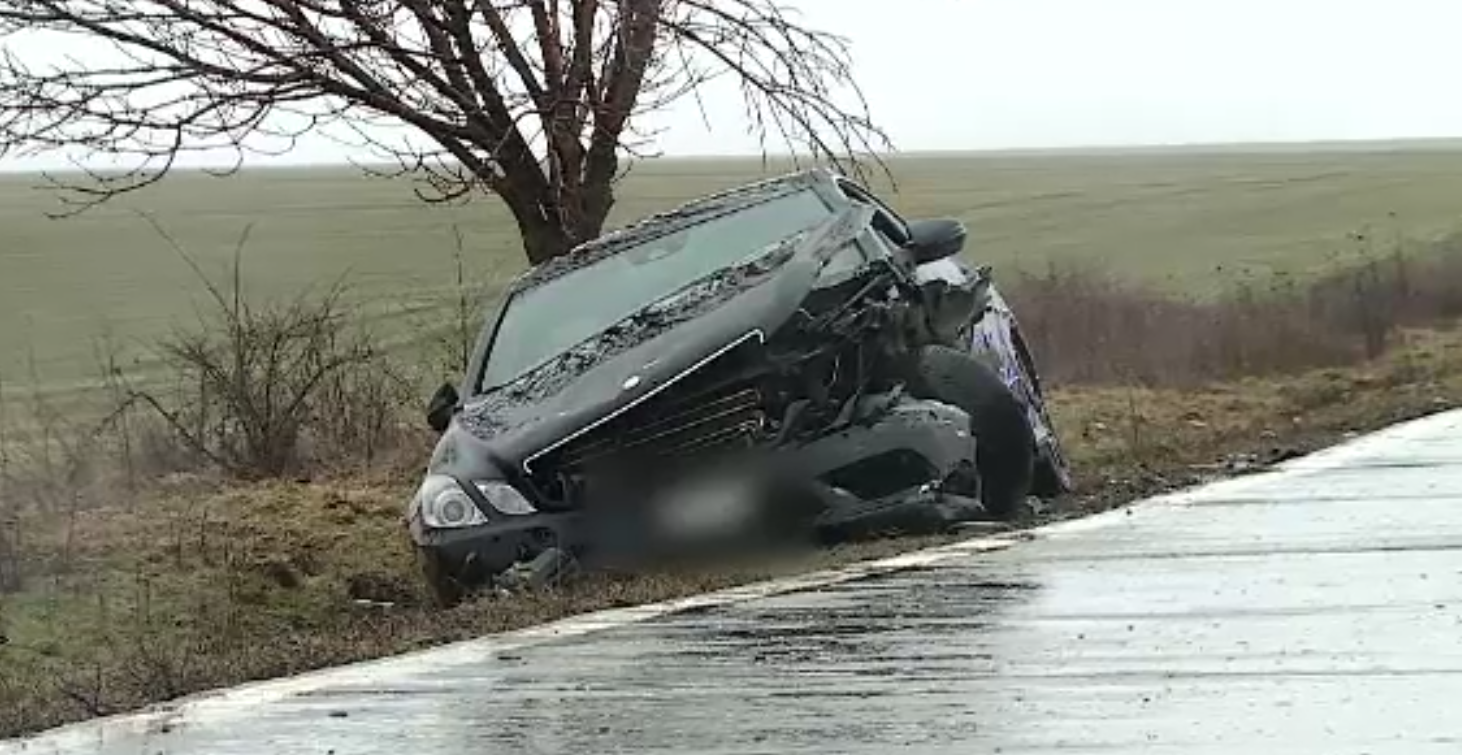 Șofer decedat în Olt, după un impact pe contrasens. A făcut și victime colaterale