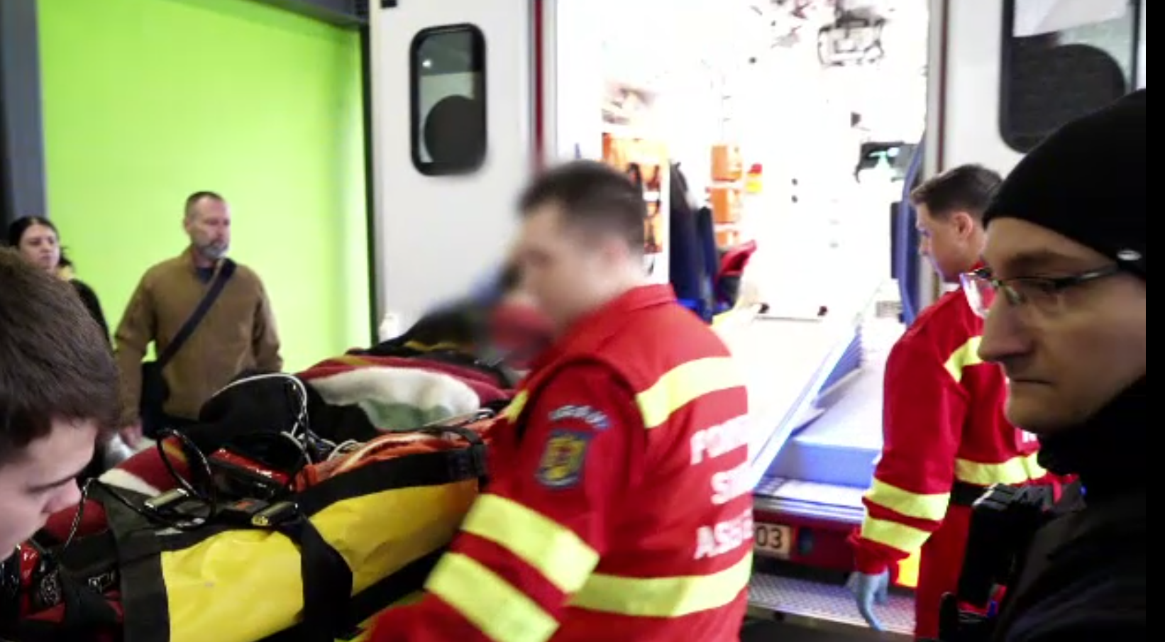 Reacția tatălui unuia dintre suporterii greci răniți c&acirc;nd a văzut condițiile din spitalul din Timișoara