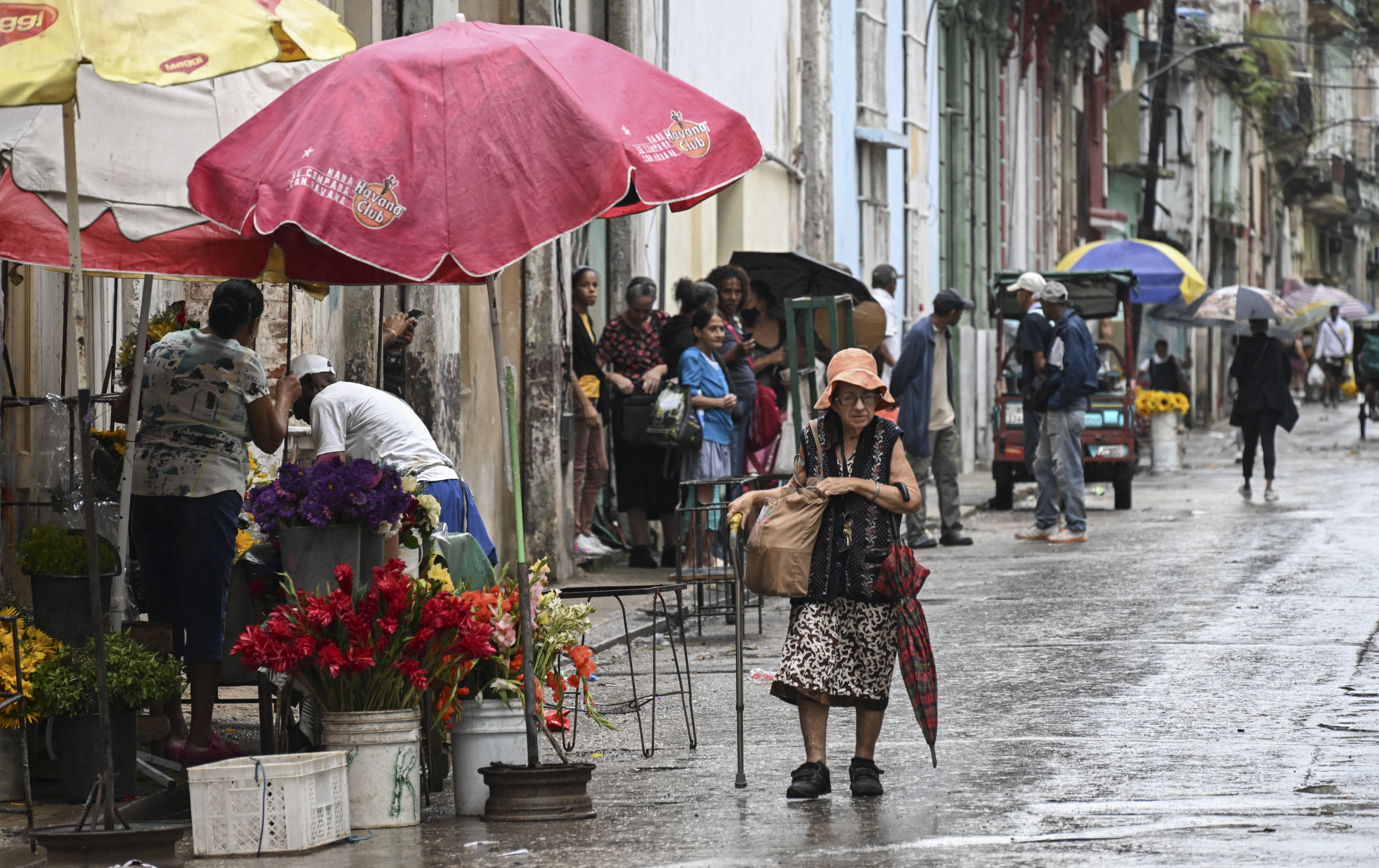 Locuitorii Cubei intră în „modul de supraviețuire”, pe fondul penelor de curent, scumpirilor și presiunilor americane