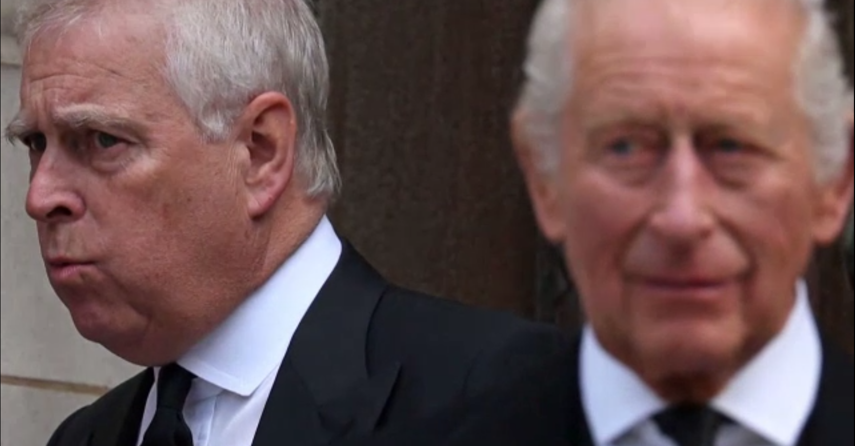 Ancheta poliției după emailurile lui Epstein, în Marea Britanie. Prințul Andrew a fost dat afară din castel