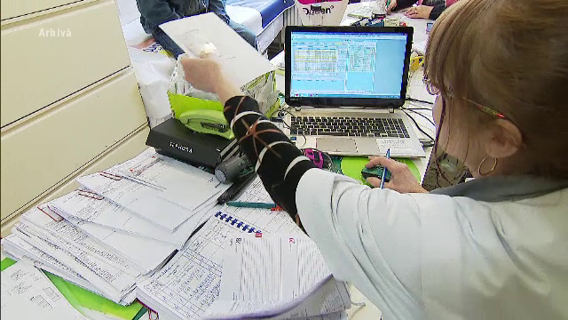 Autoritățile schimbă regulile pentru concediile medicale. Anumite persoane nu vor mai pierde banii pentru prima zi