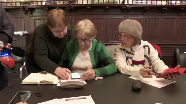 Tot mai multe fraude digitale &icirc;mpotriva v&acirc;rstnicilor. Care sunt escrocheriile folosite &icirc;mpotriva lor