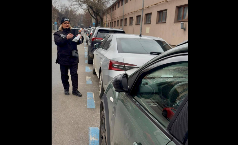 Ce s-a descoperit în două săptămâni de verificări zilnice la șoferii care parchează pe locurile albastre în București