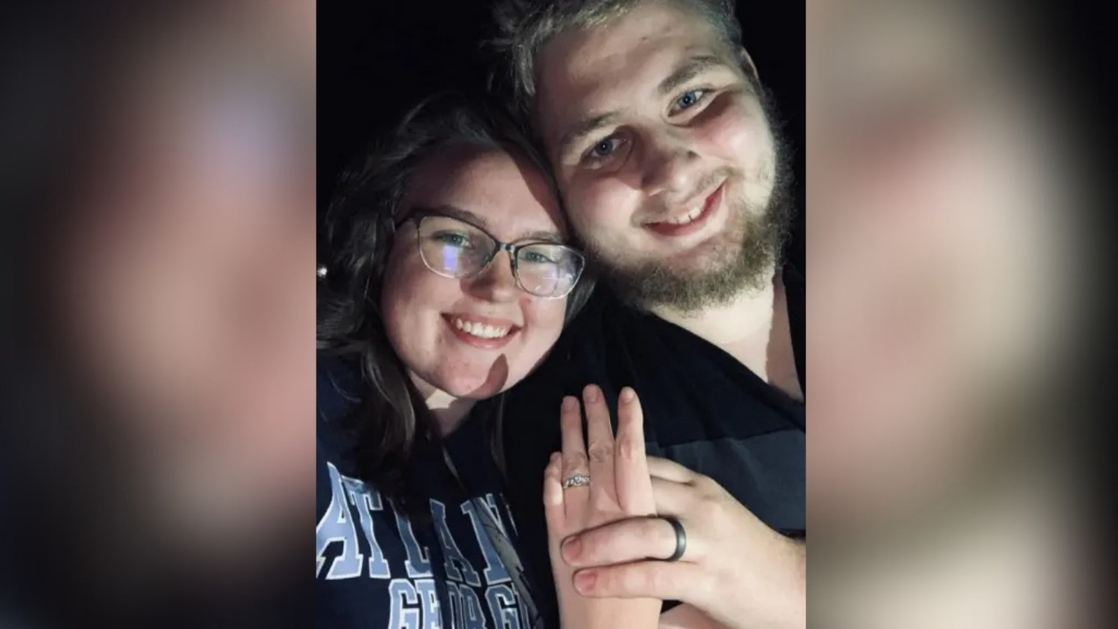 Fiica unui candidat republican, înjunghiată mortal în casă. Era încuiată pe dinăuntru