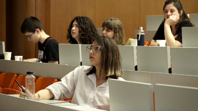 Care sunt cele mai căutate facultăți. Un program în franceză a generat interes mare. „La asistență medicală e un record”