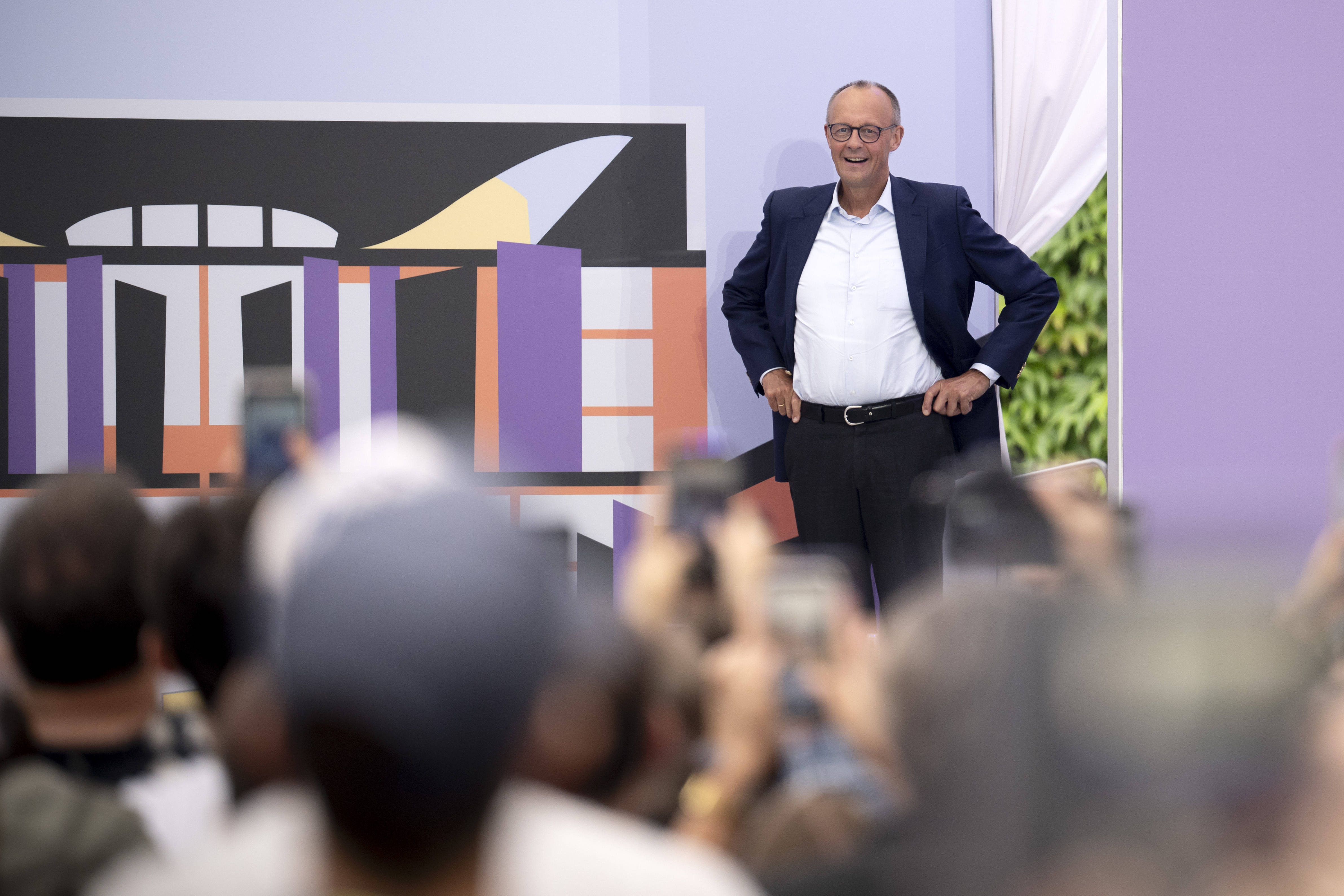 POLITICO. Merz, mesaj către germani: ”Nu mai fiți atât de leneși”. Cancelarul dă un exemplu la care nu s-ar fi gândit nimeni