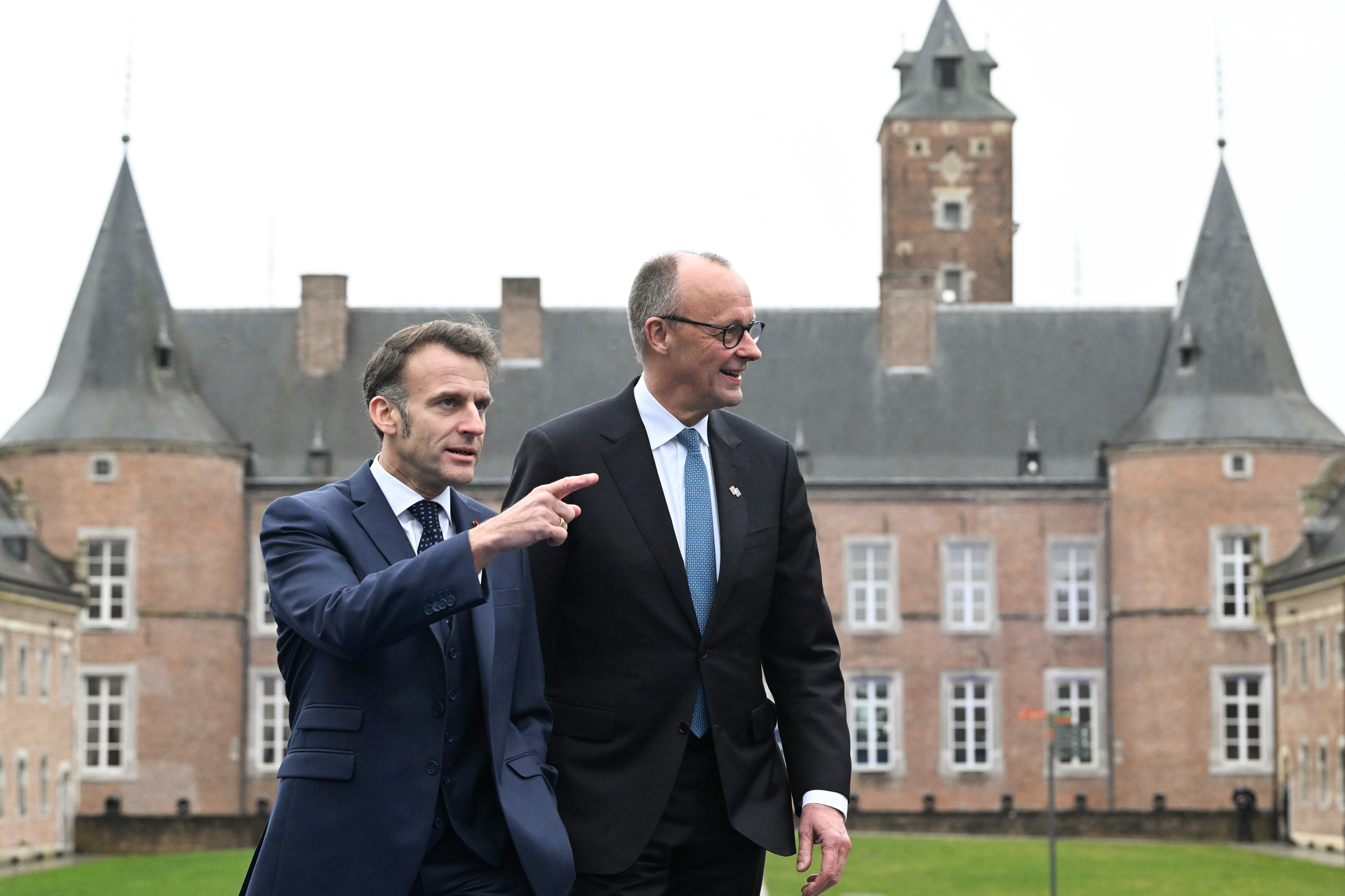 Emmanuel macron si friedrich merz 5