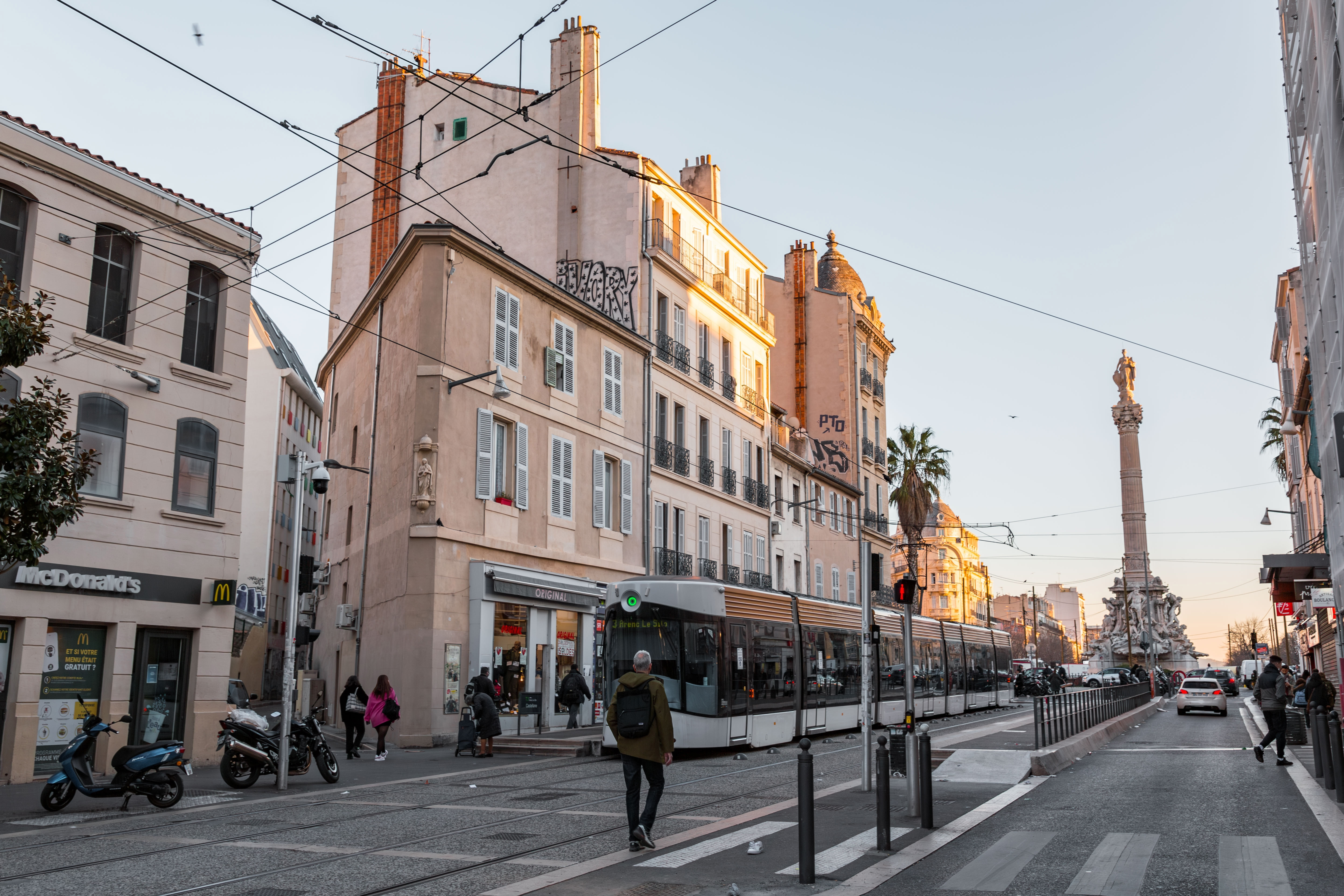 MAE, atenţionare de călătorie pentru Spania. Cod roşu de v&acirc;nt puternic &icirc;n provincia Castellan