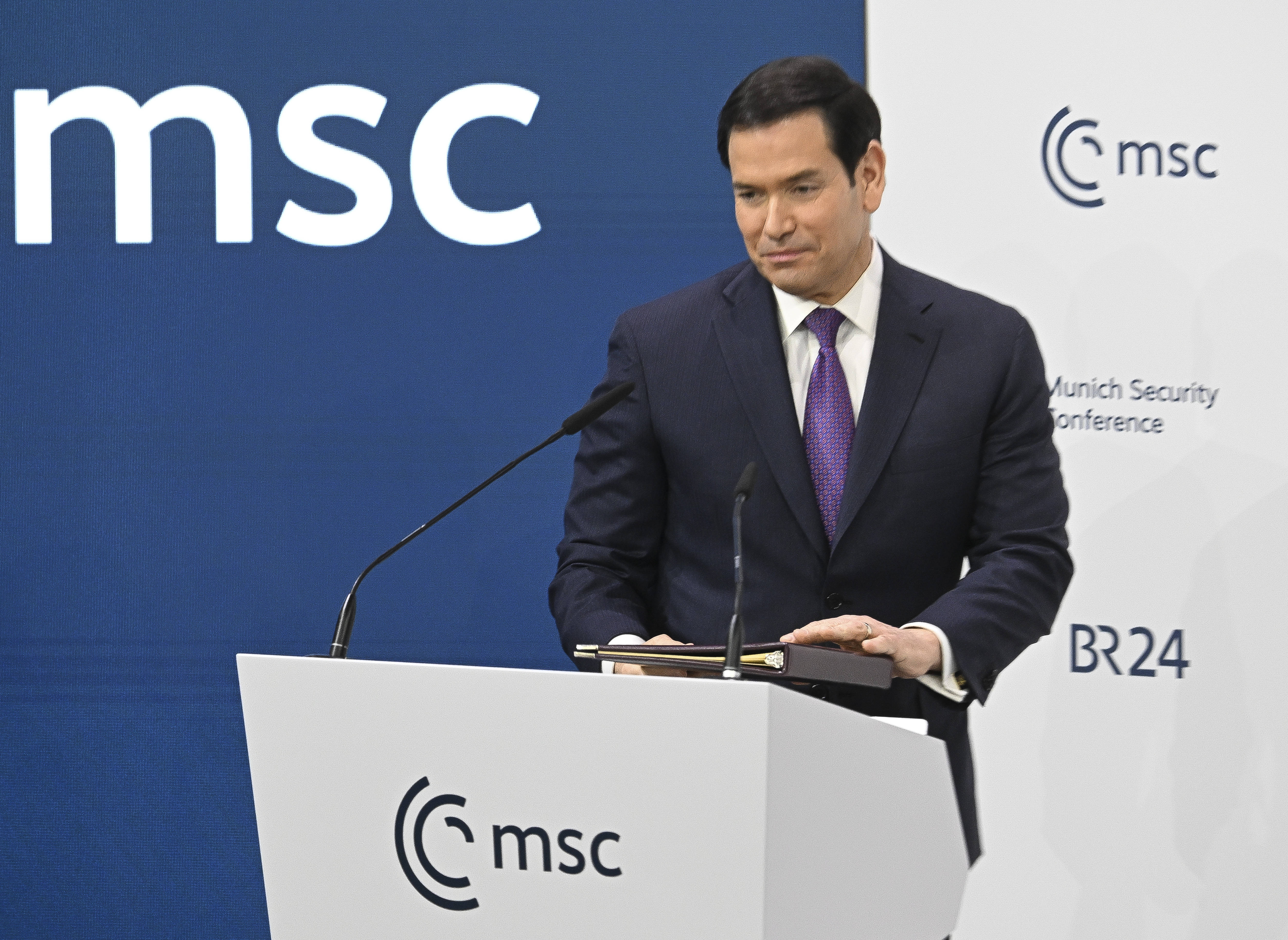 Europa răsuflă ușurată după mesajul SUA de la Munchen: &rdquo;Destinul nostru va fi &icirc;ntotdeauna legat de al vostru&rdquo;