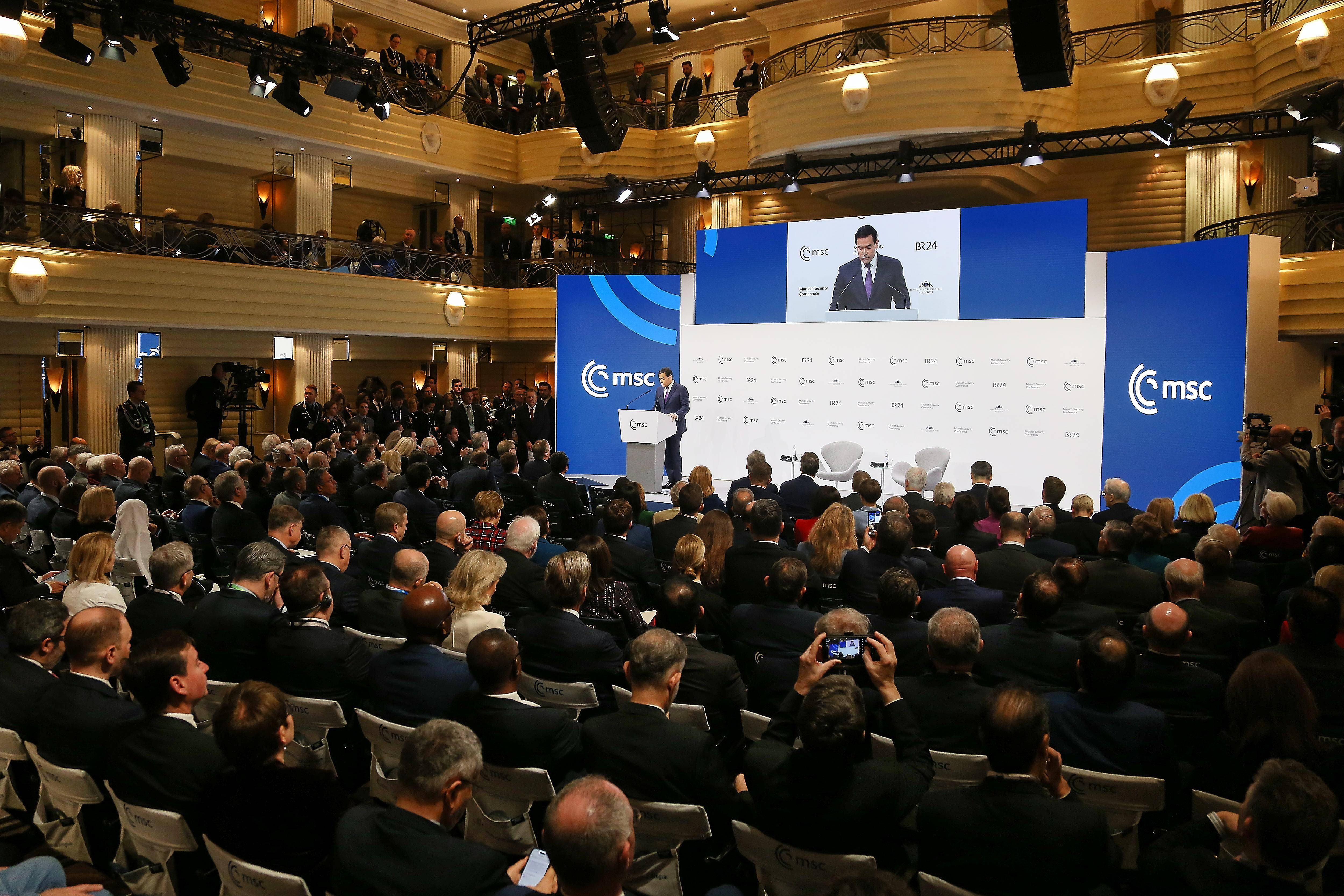 &Icirc;ntoarcerea fiului rătăcitor. &rdquo;SUA vor fi mereu copilul Europei. Vom reinstaura &icirc;mpreună ordinea mondială&rdquo;