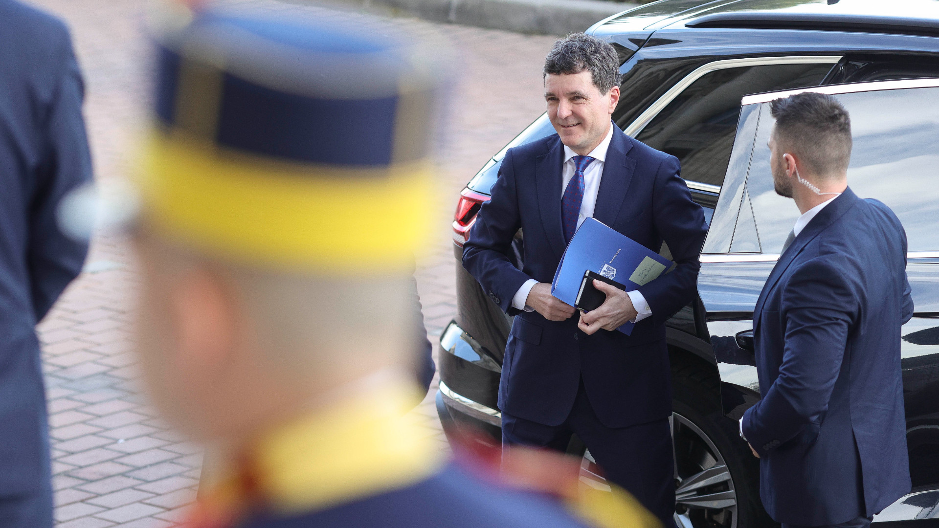 Moment rar în politica românească. Puterea și opoziția susțin prezența lui Nicușor Dan la reuniunea Consiliului lui Trump