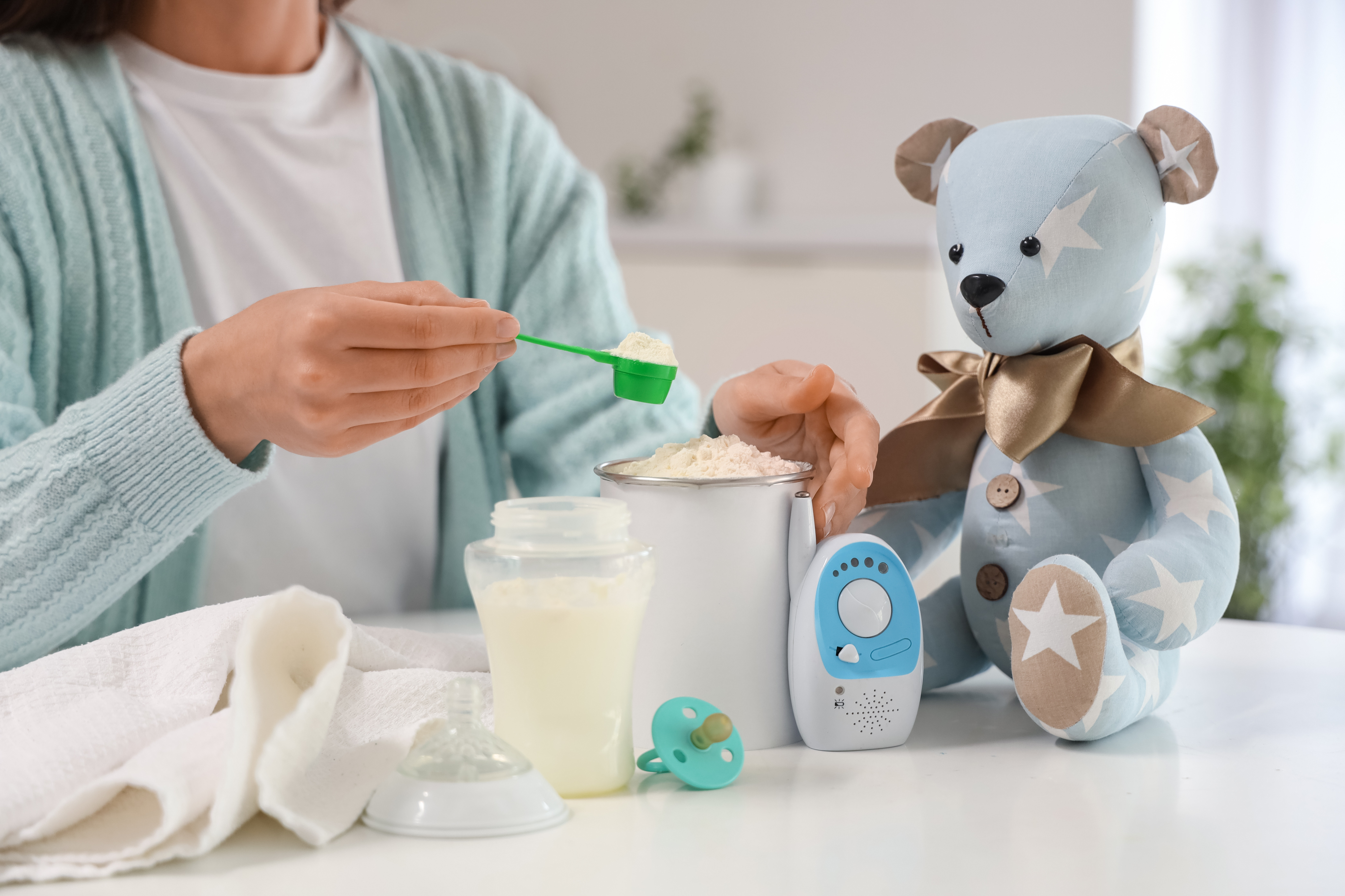 Procurorii francezi investighează Nestl&eacute;, Danone şi alte companii &icirc;n scandalul laptelui praf contaminat pentru bebeluşi