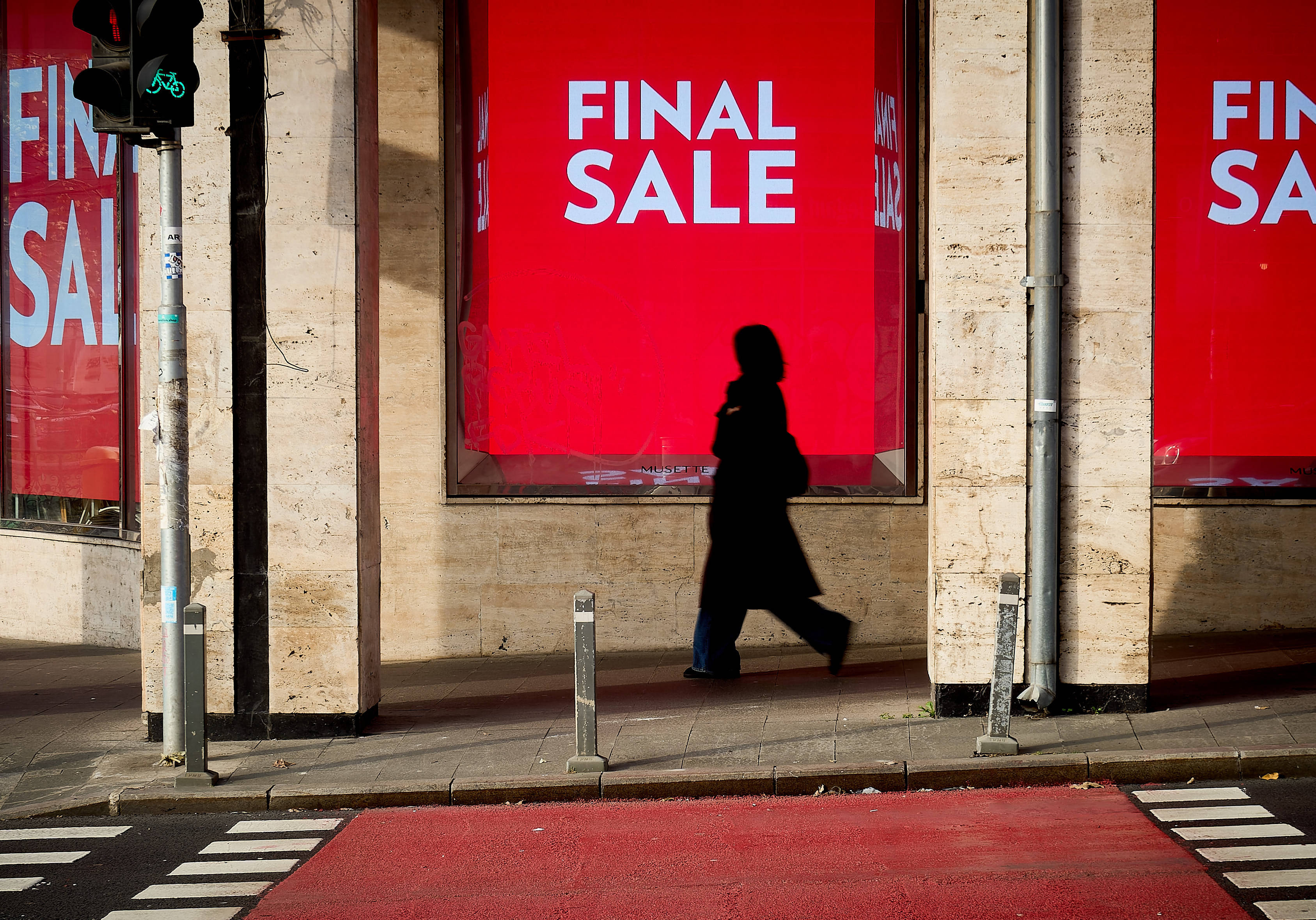 Adevărata ”Epocă de Aur”. Antreprenorii locali care au preluat afacerile din România ale unor giganți străini