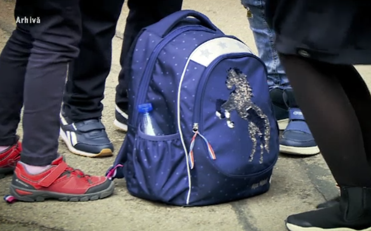 Un bărbat de 38 de ani din Apahida, arestat după ce ar fi abuzat o fetiță de nouă ani. Ce nu au aflat, încă, polițiștii