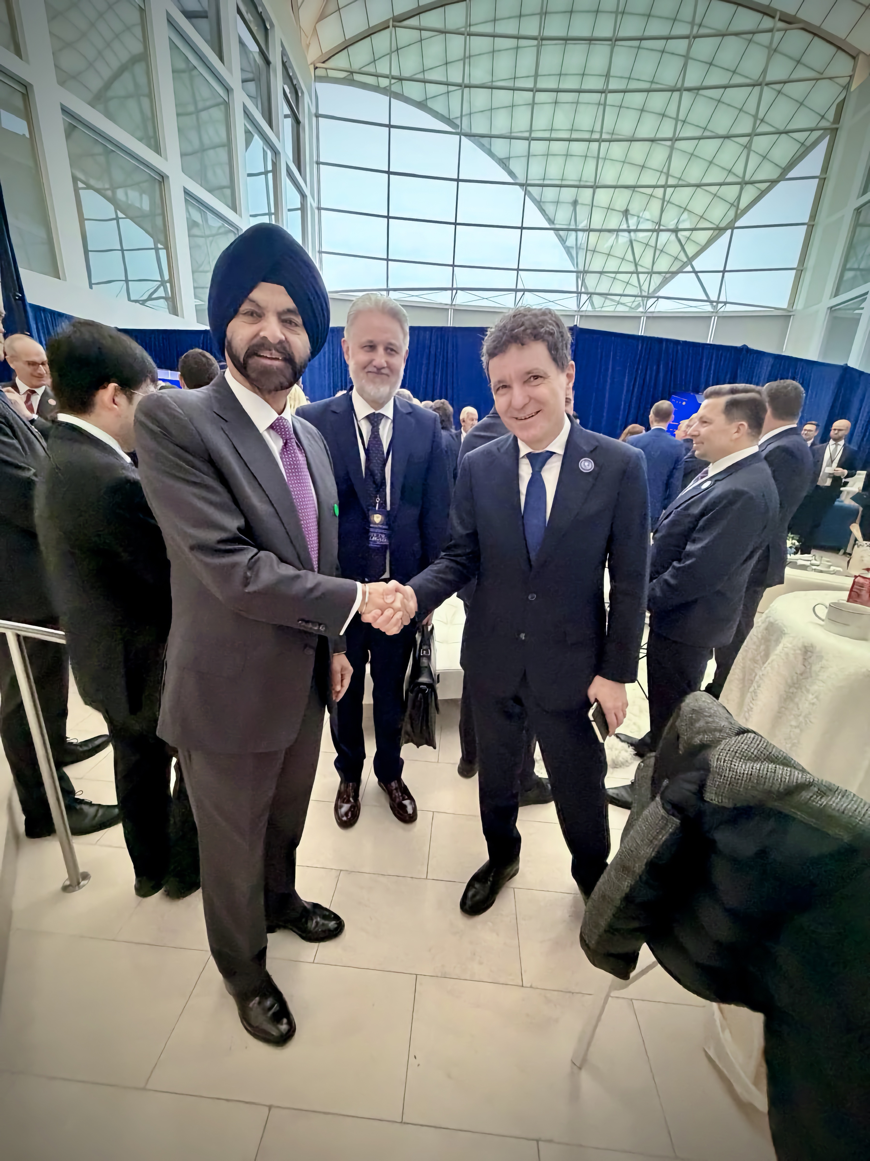 Nicusor dan consiliu pace sua 2