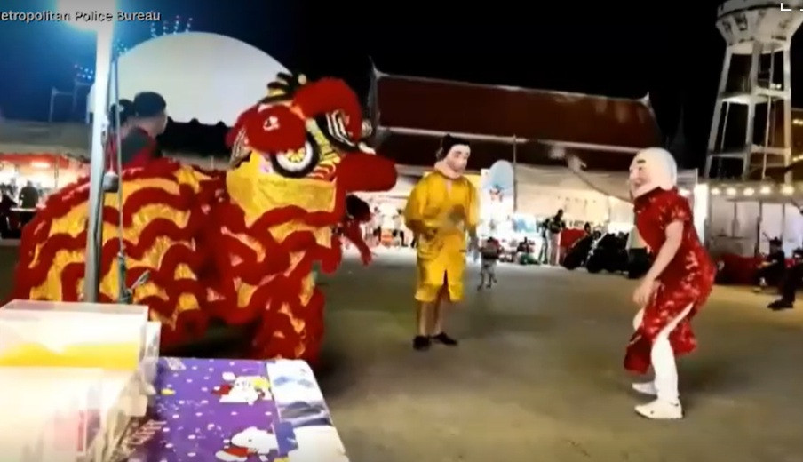 Hoț prins în pași de dans în Thailanda. Câțiva polițiști deghizați în dansatori tradiționali au acționat ca la carte