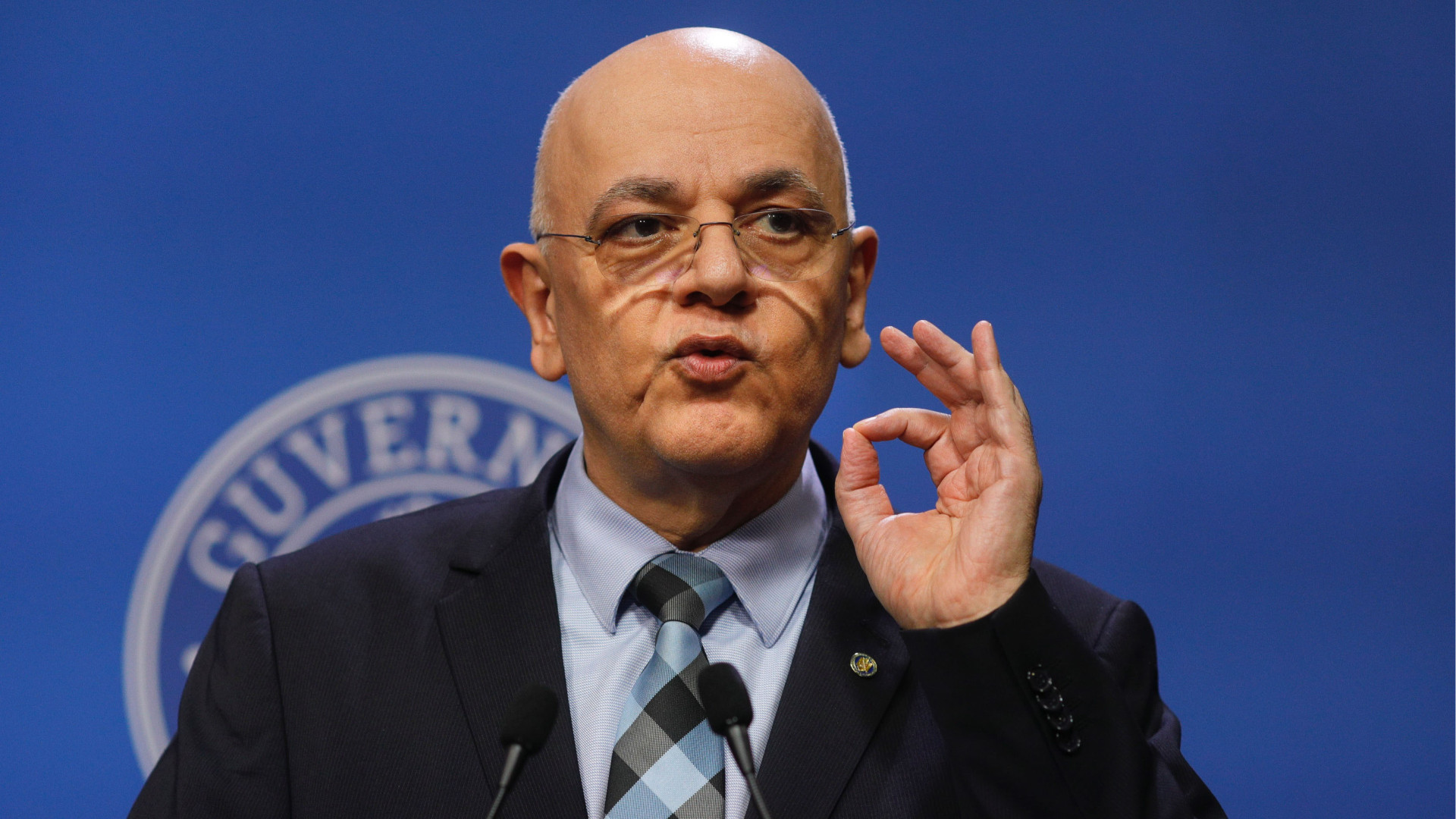 Se modifică sistemul RO-ALERT. Populația va fi alertată în mai multe moduri. Explicația lui Raed Arafat