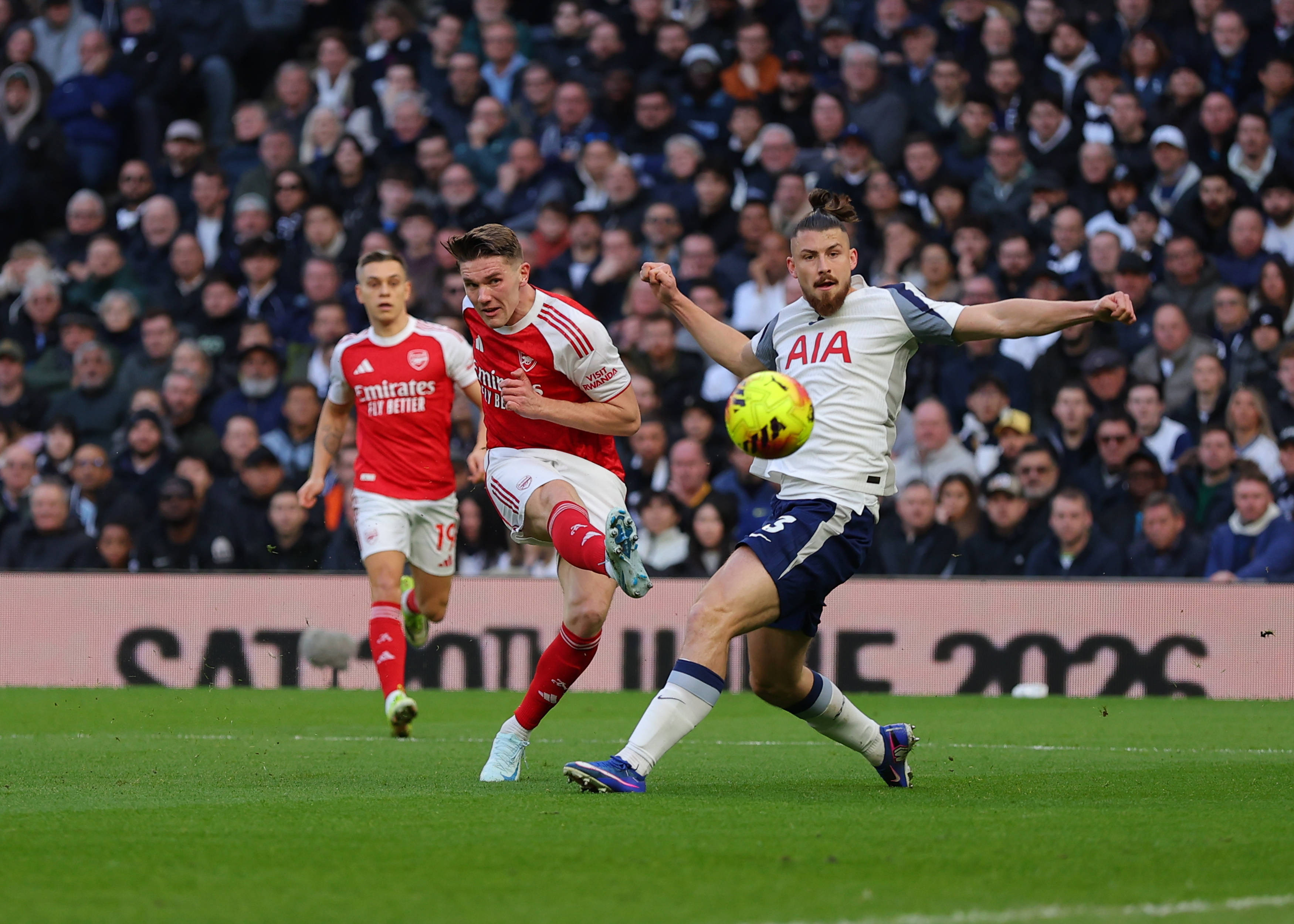 S-au tras la sorți „optimile” din Champions League. Care sunt marile dueluri. Programul meciurilor