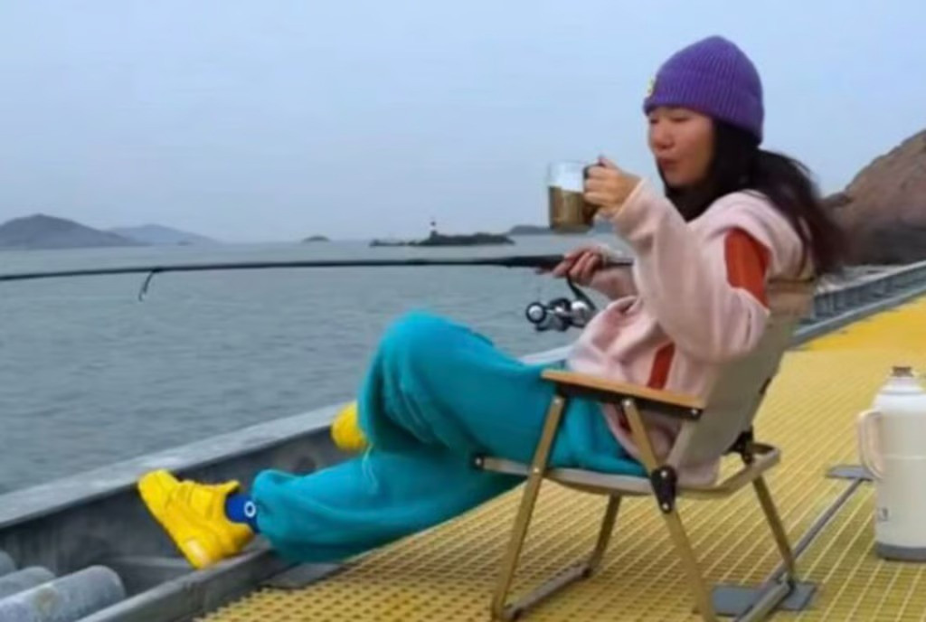 O femeie din China a renunțat la slujba sa de manager pentru a se muta pe o insulă pustie. &bdquo;Mi-am găsit libertatea&rdquo;