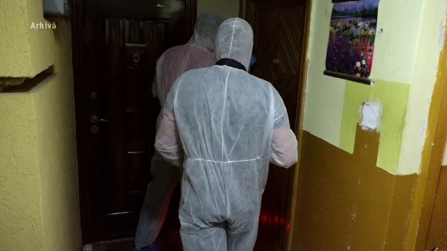 Doi bărbați au fost găsiți morți în apartamentele lor, într-un bloc din Deva. Ipoteza luată în calcul de anchetatori