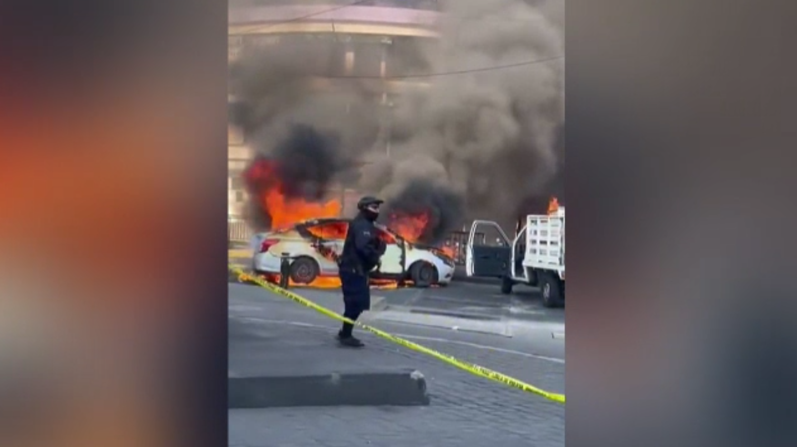 10.000 de militari au fost desfășurați pe străzi, în Mexic, după uciderea liderului de cartel. Turiști blocați în stațiuni