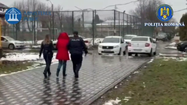 Patru pensionari au descoperit că au rate la bancă, fără să fi făcut credit. Unde au ajuns banii