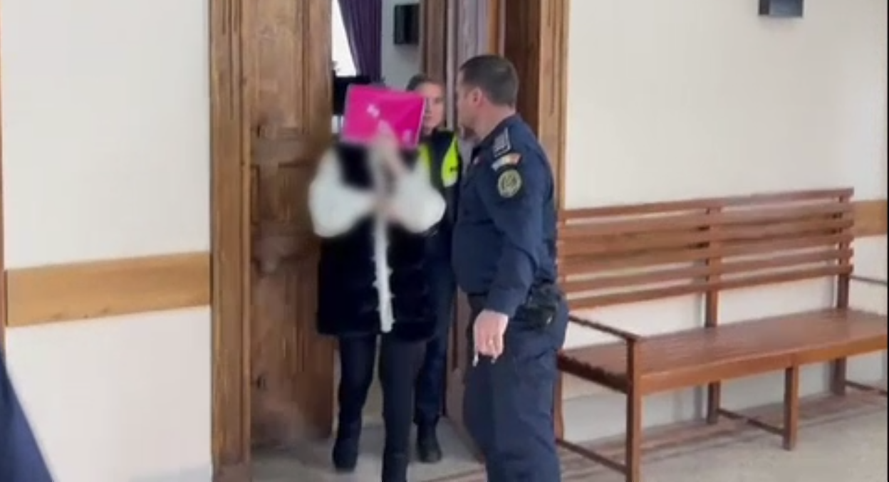 Femeia din Sibiu care și-ar fi ucis mama pentru avere insistă să fie cercetată în libertate. Decide Curtea de Apel Alba Iulia