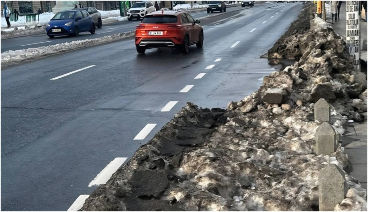 Ministrul Mediului, despre zăpada &icirc;nnegrită de pe străzile Capitalei: &bdquo;Poluare care ajunge &icirc;n plăm&acirc;nii oamenilor&rdquo;