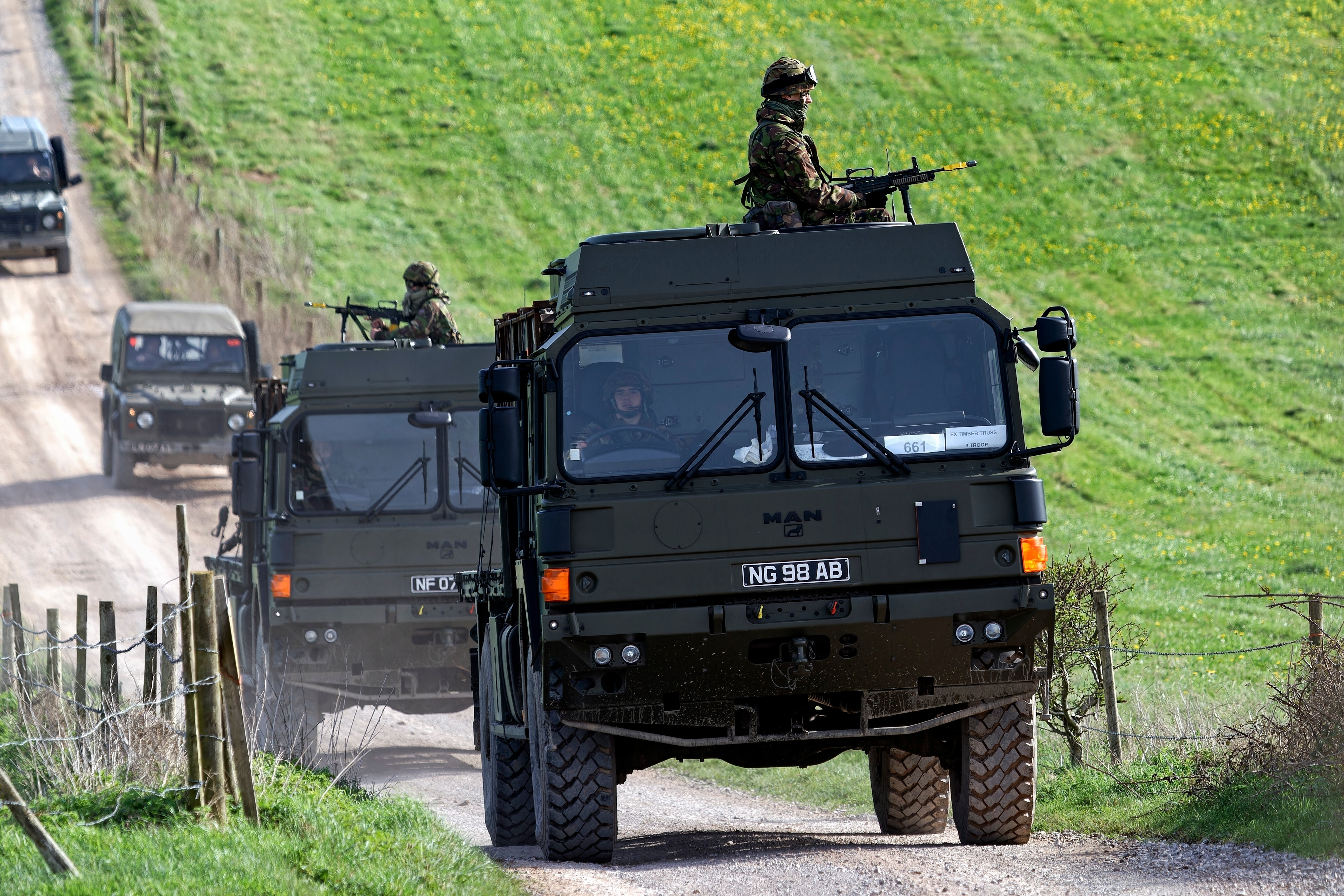 Ministrul britanic al Apărării dorește să trimită trupe de menținere a păcii &icirc;n Ucraina