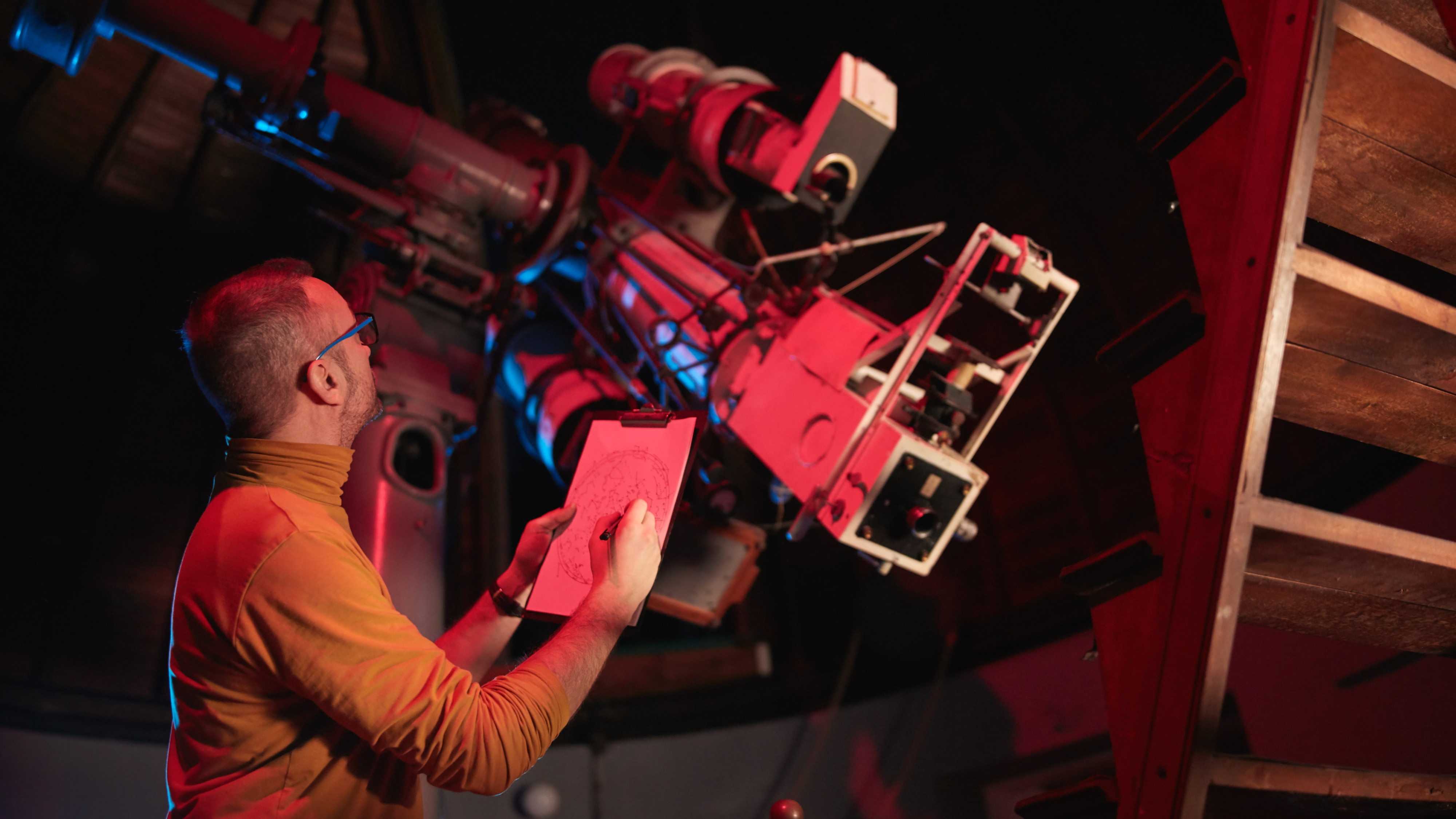 O stea colosală intră &icirc;ntr-o fază extrem de rară. Cercetătorii spun că s-ar putea transforma &icirc;ntr-o gaură neagră