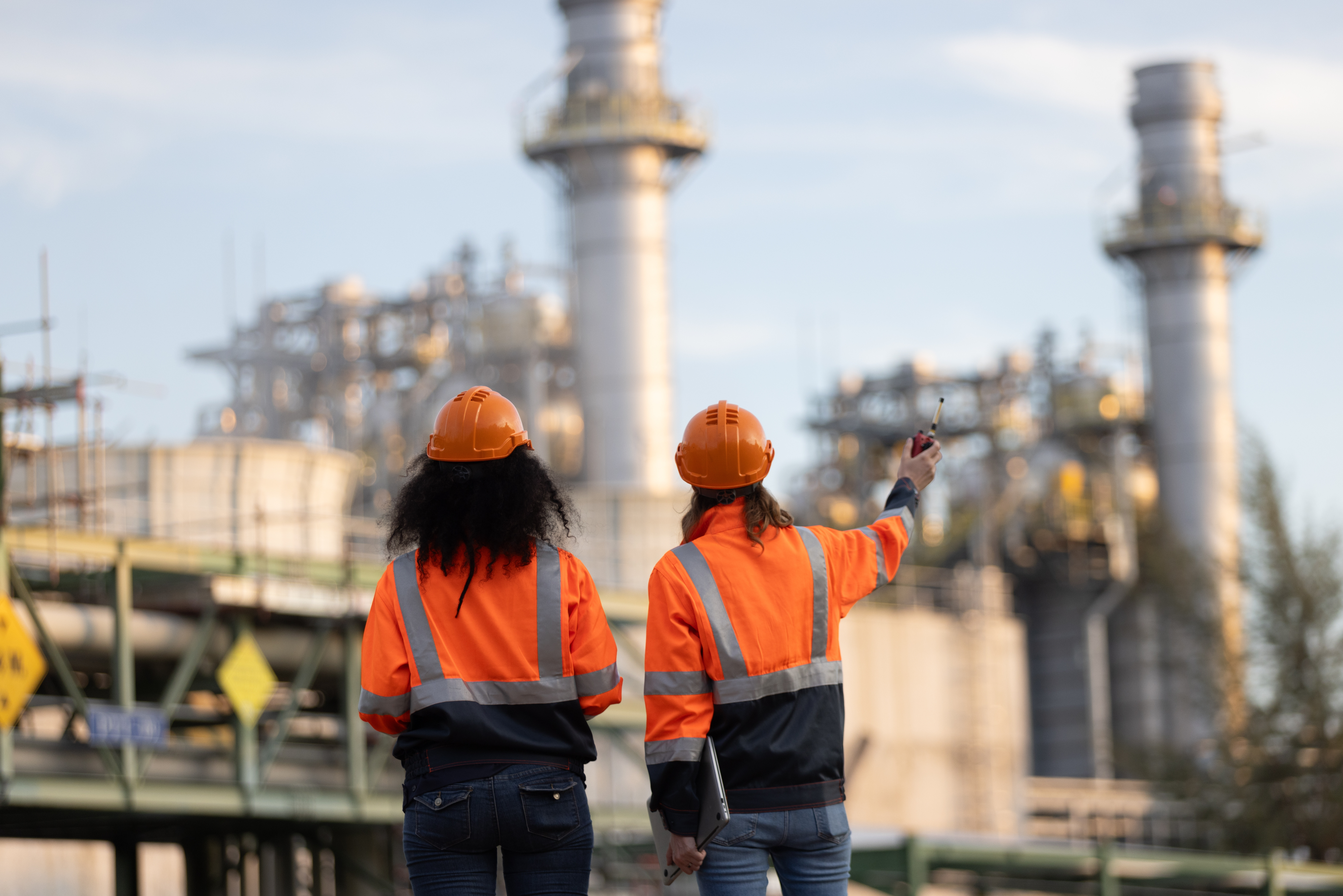 Cel mai mare producător din industria chimică rom&acirc;nească &icirc;nchide 3 fabrici. 5.500 angajați concediați. Ce se &icirc;nt&acirc;mplă