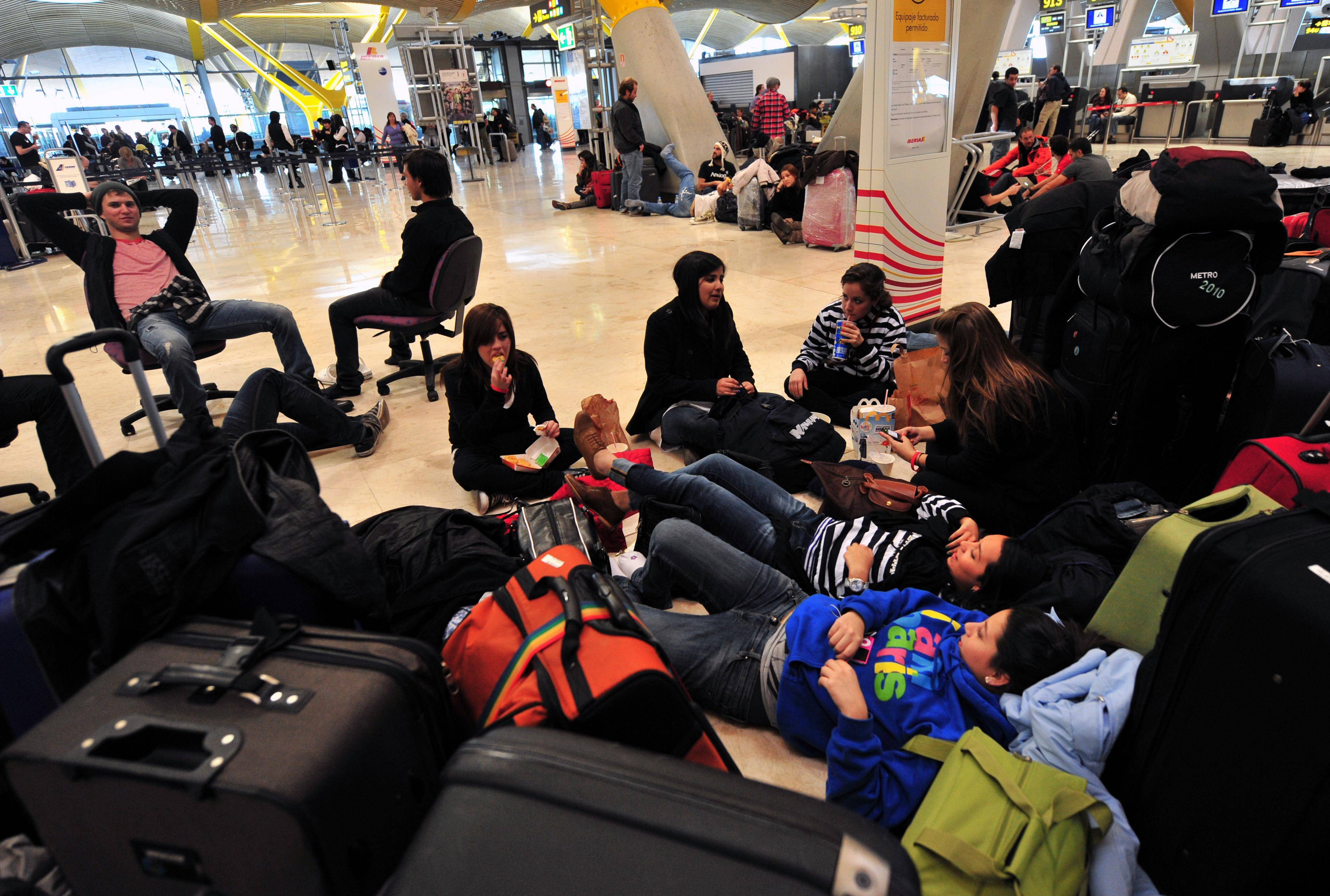 Cea mai mare criză aviatică de la pandemia Covid. Sute de mii de pasageri blocați &icirc;n toată lumea