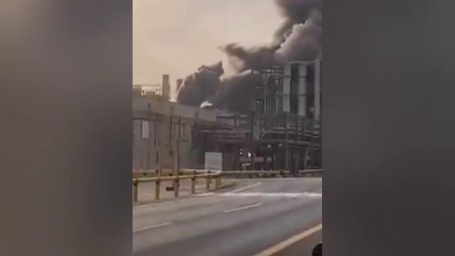 Piața energiei, sub presiune după atacurile asupra infrastructurii petroliere din Golf