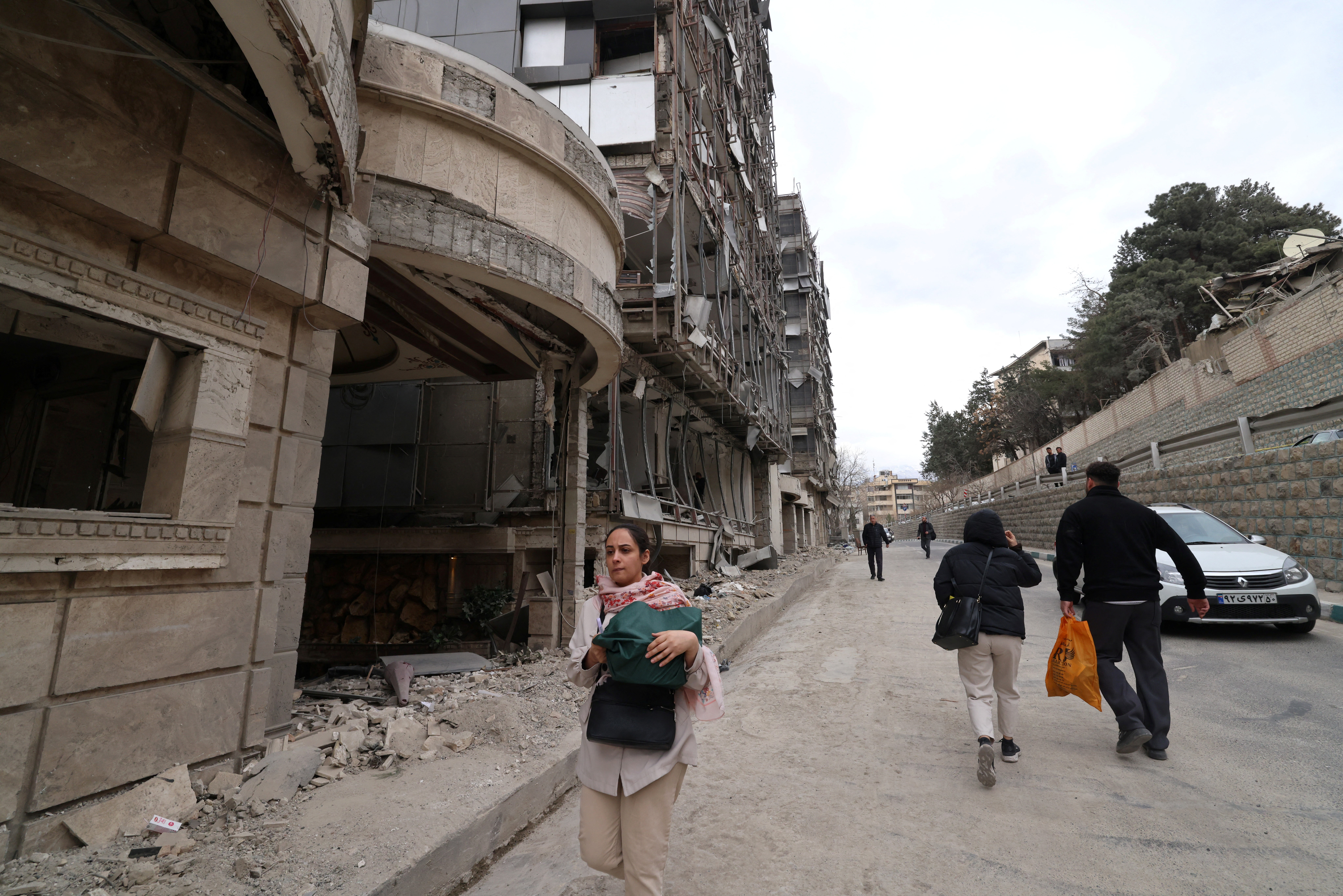 Mărturia cutremurătoare a unui iranian din mijlocul războiului: „Au lovit atât de puternic. Am numărat 17 explozii”